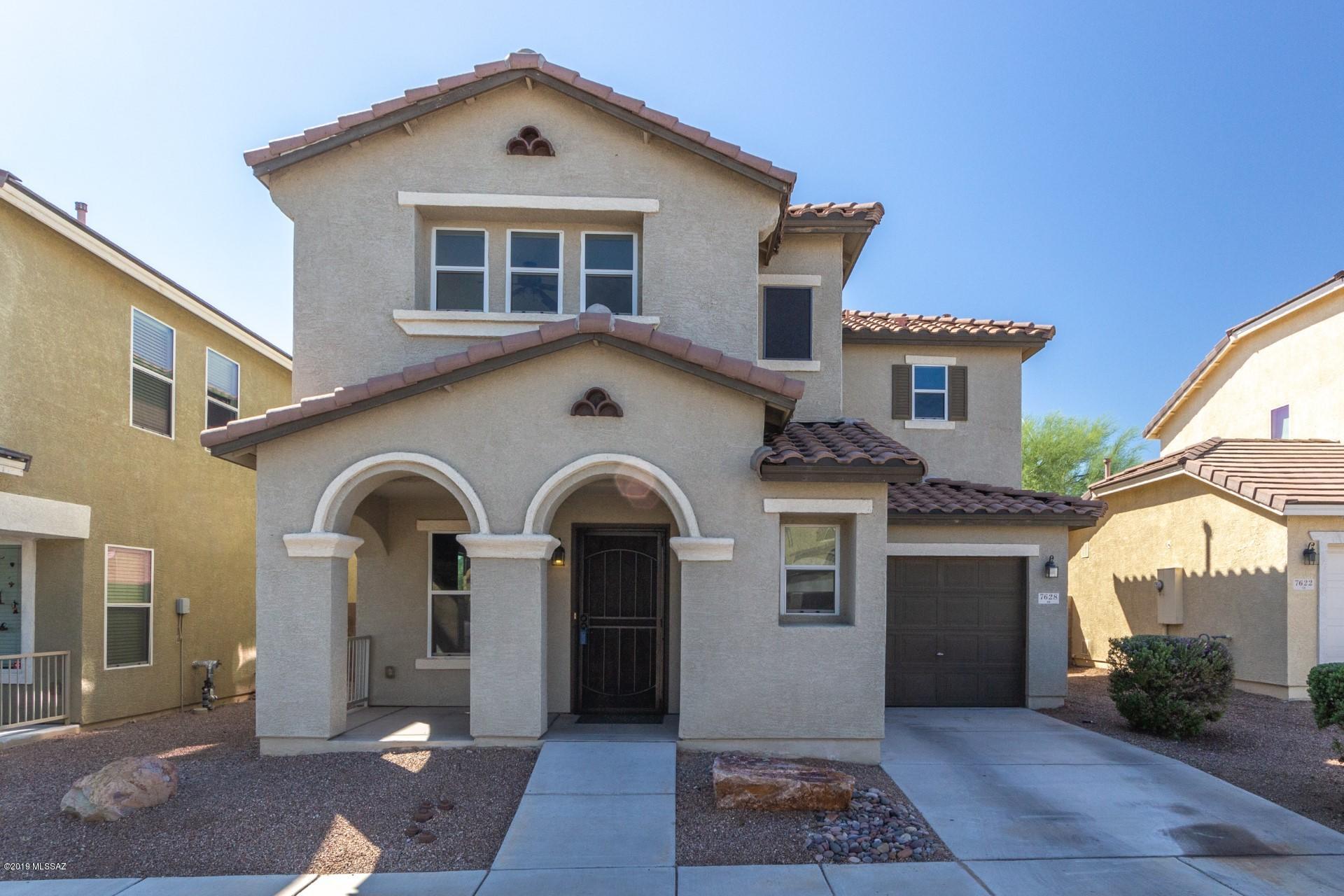 7628 E Desert Overlook Drive