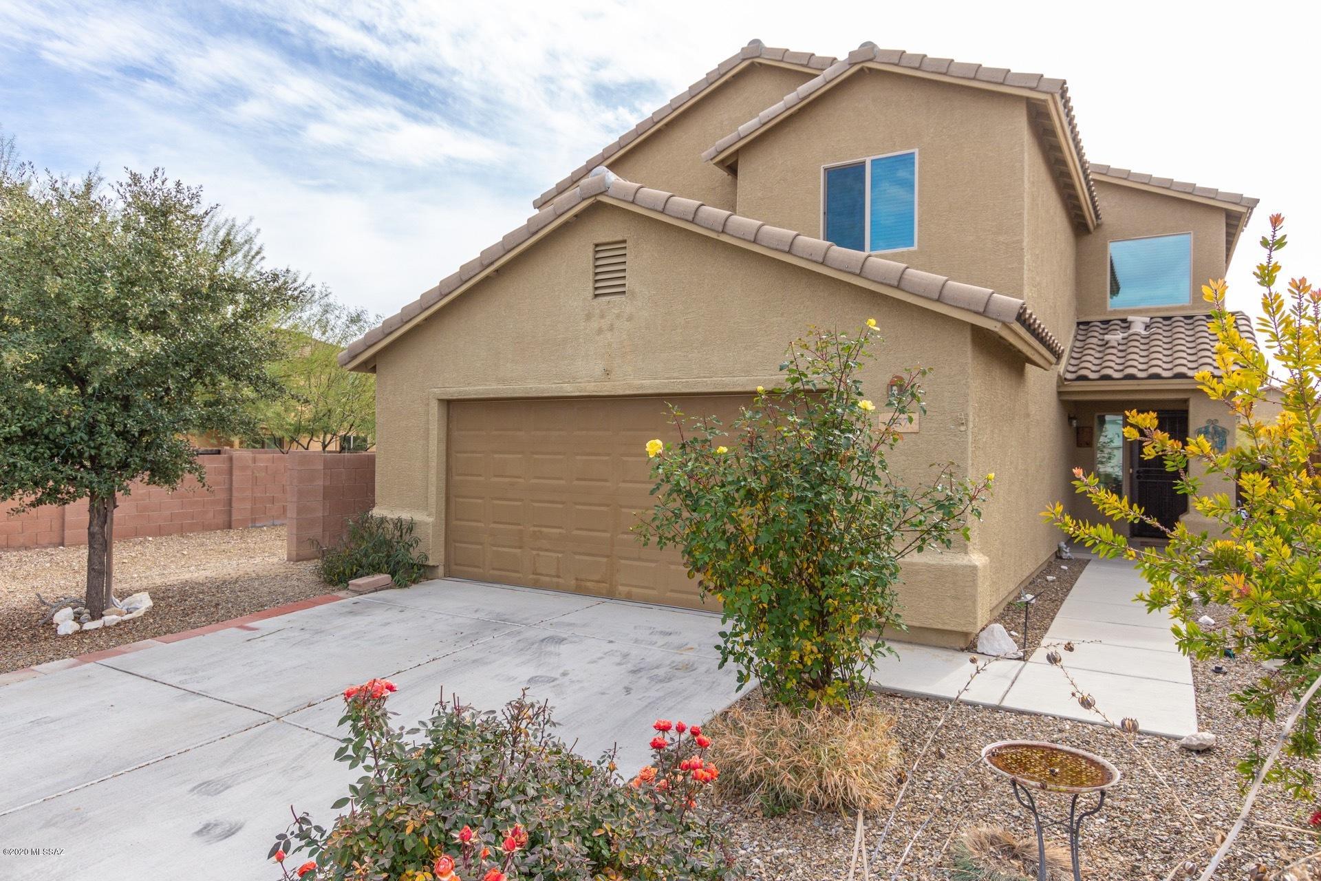 857 W Calle Arroyo Norte