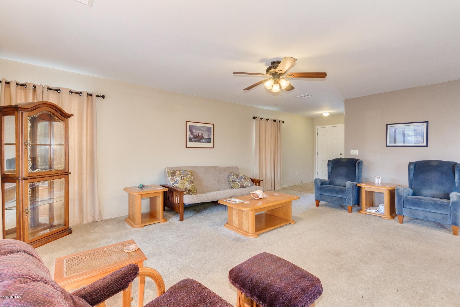 857 W Calle Arroyo Norte