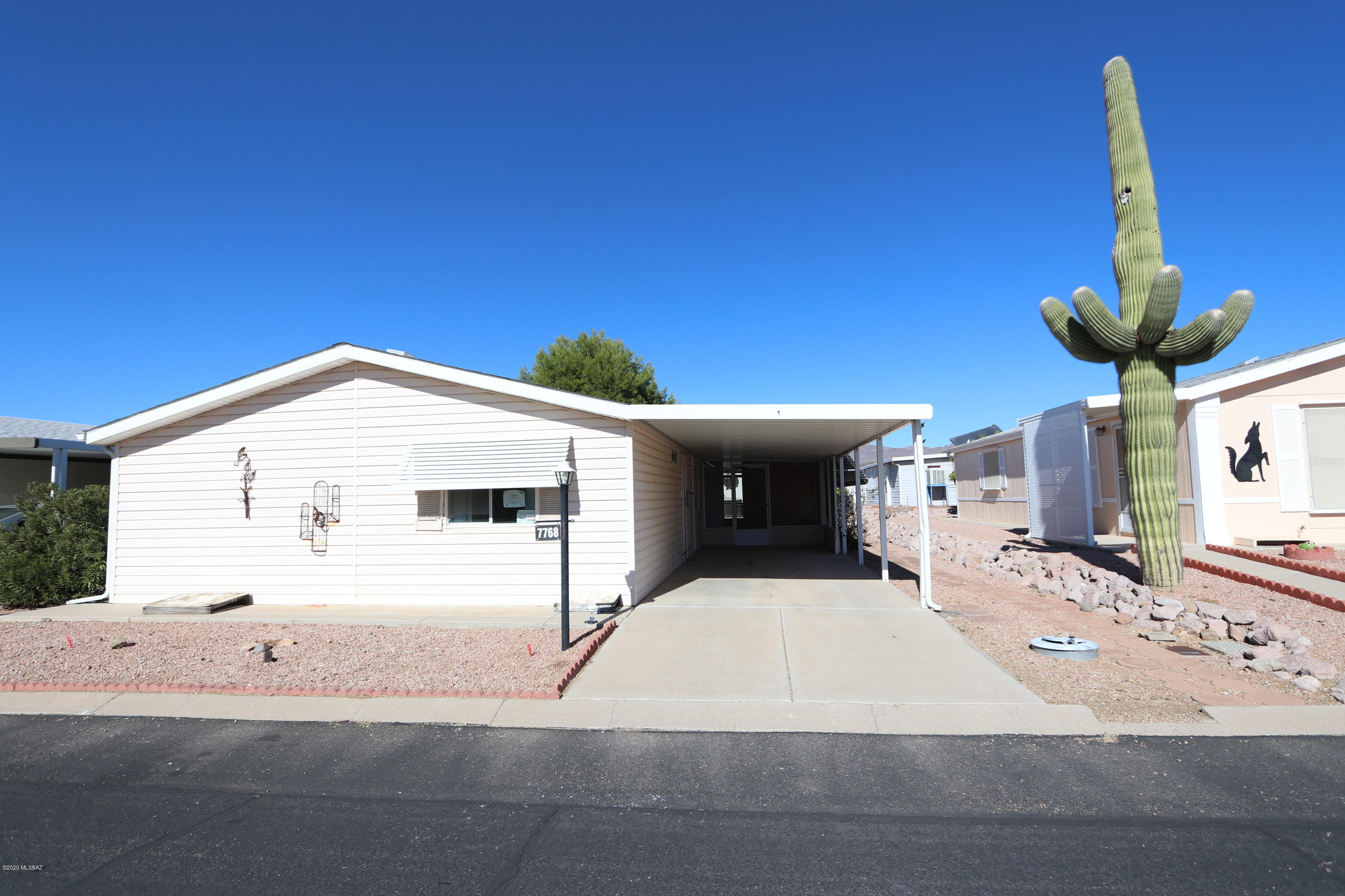 7768 W Edgestone Street