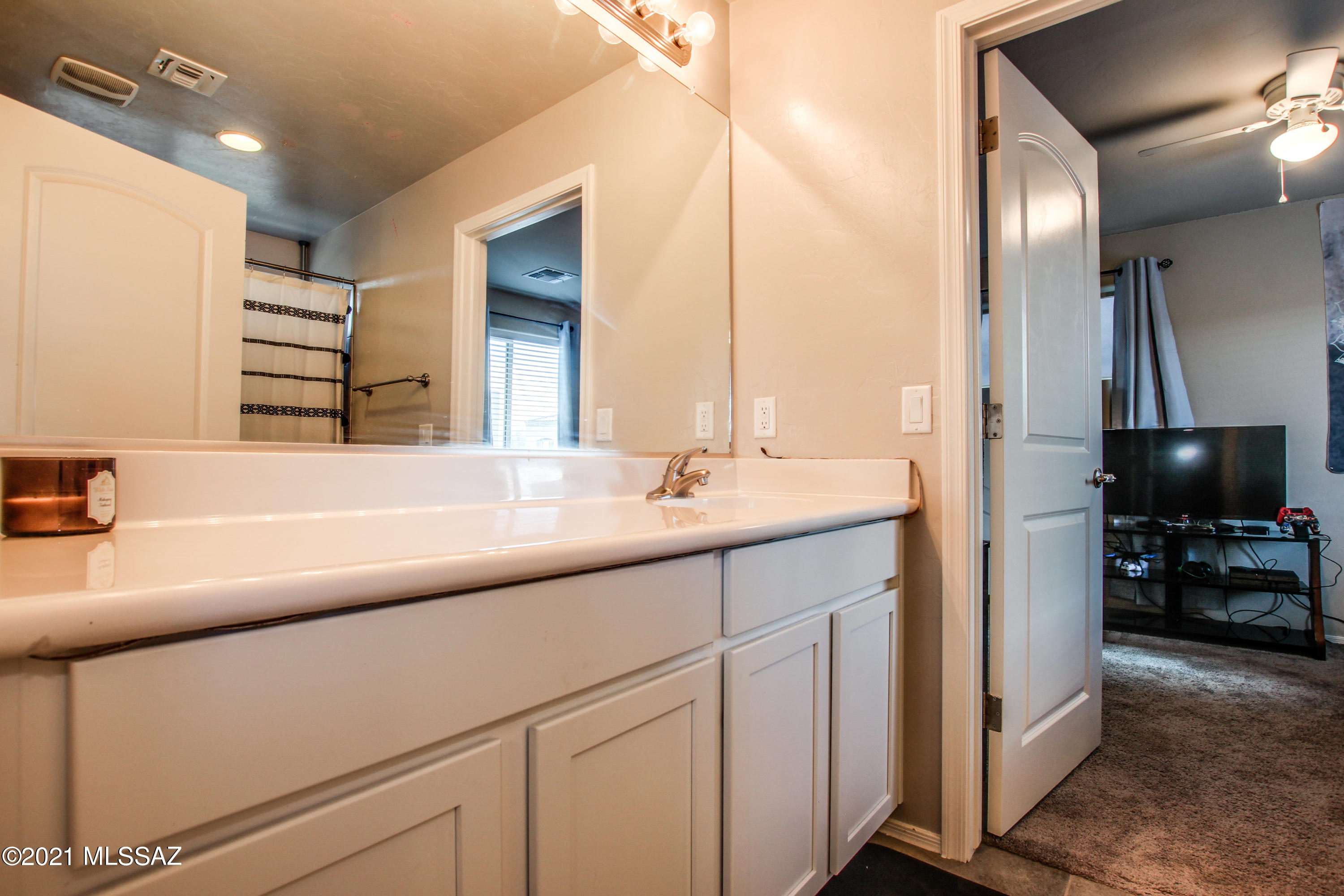224 E Scepter Lane