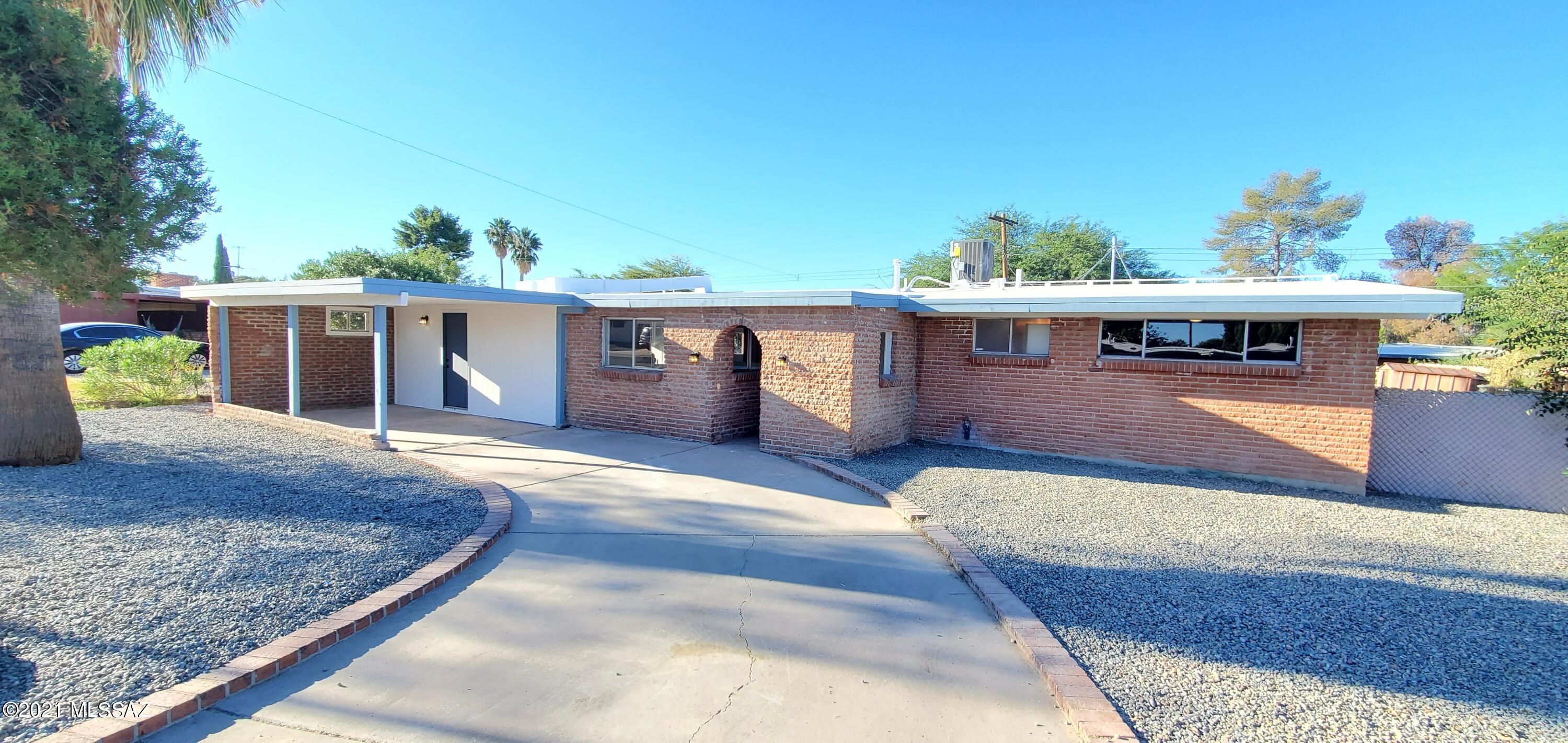 7238 E Montecito Drive