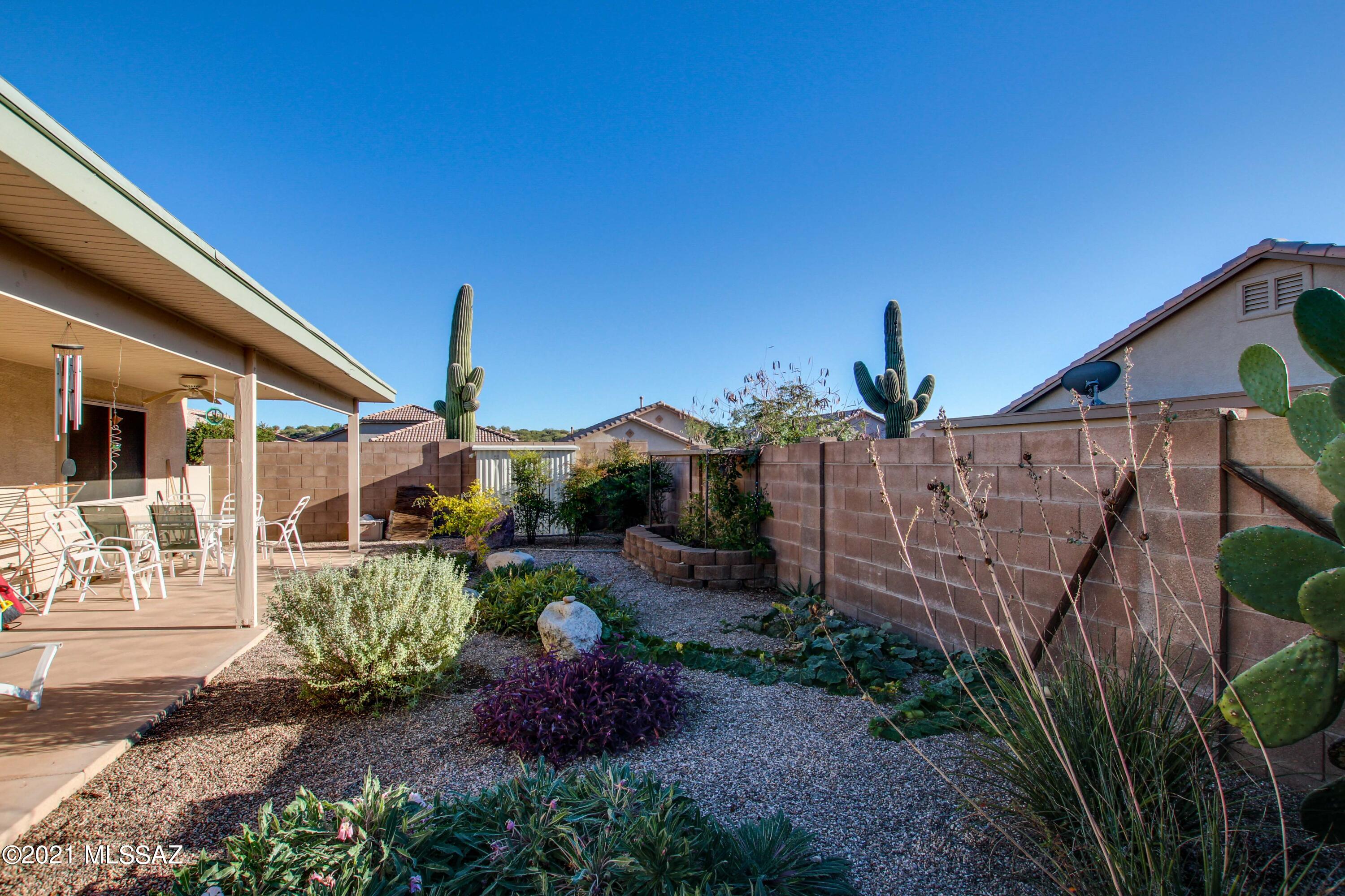 2801 W Simplicity Drive