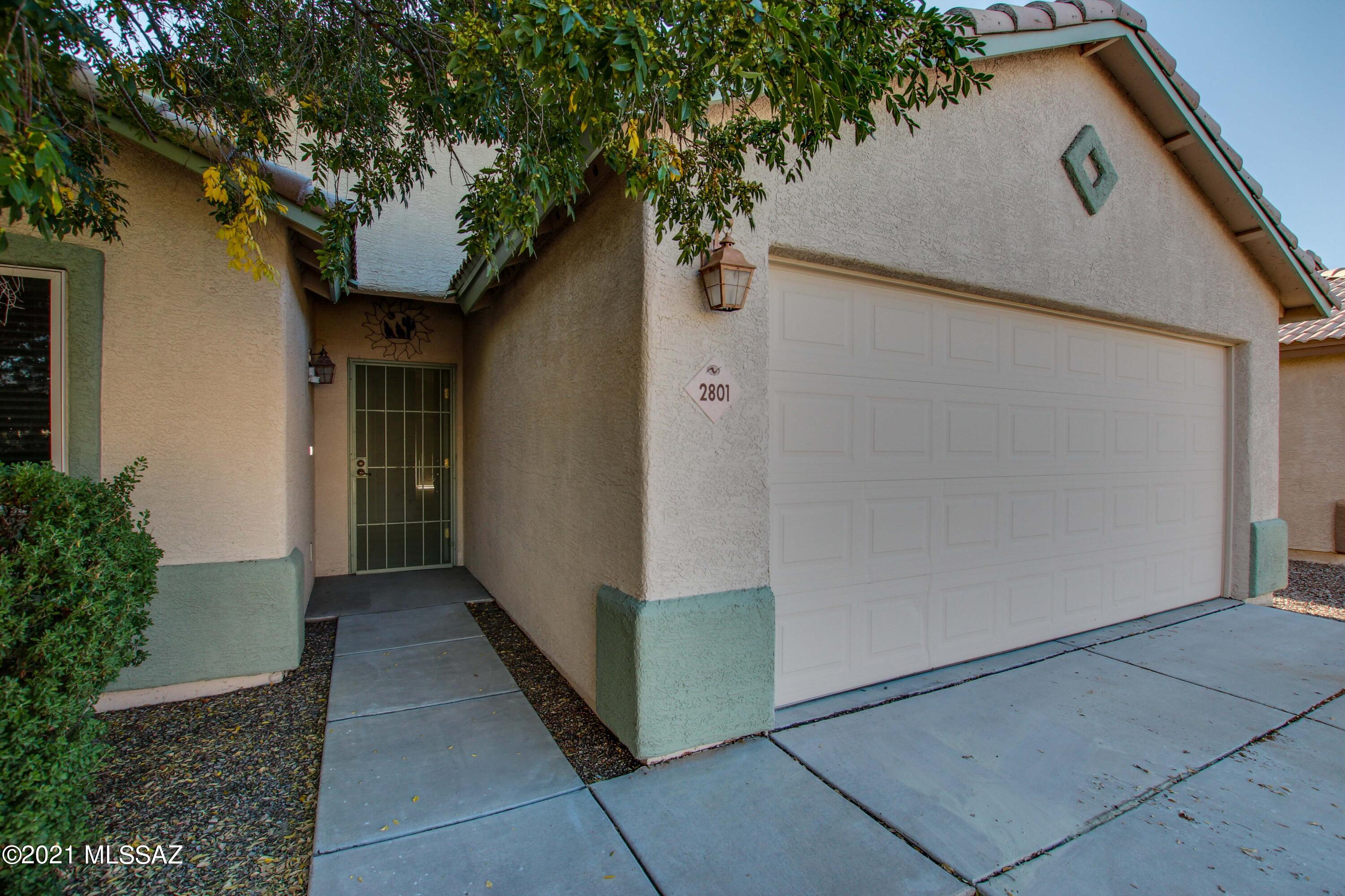 2801 W Simplicity Drive
