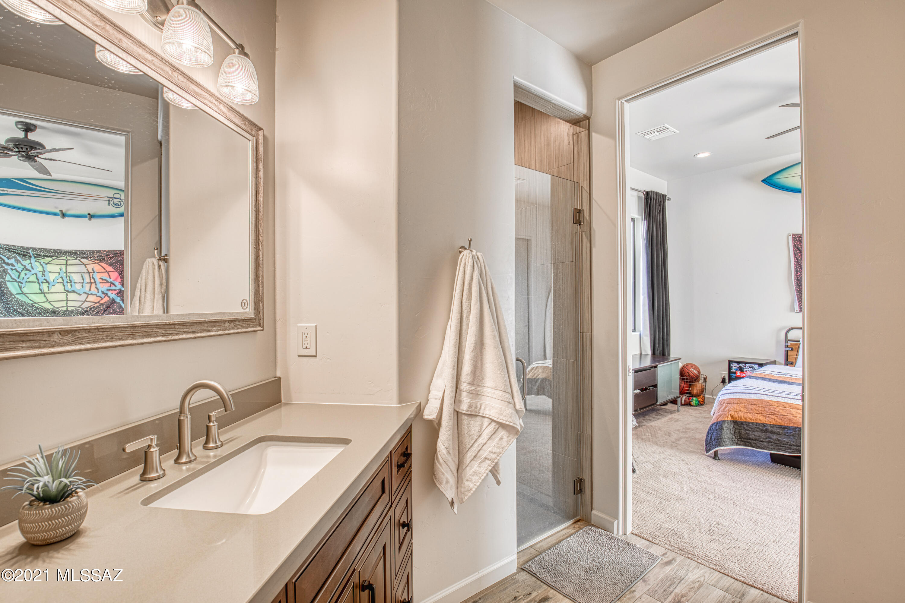 2756 N Megafauna Court