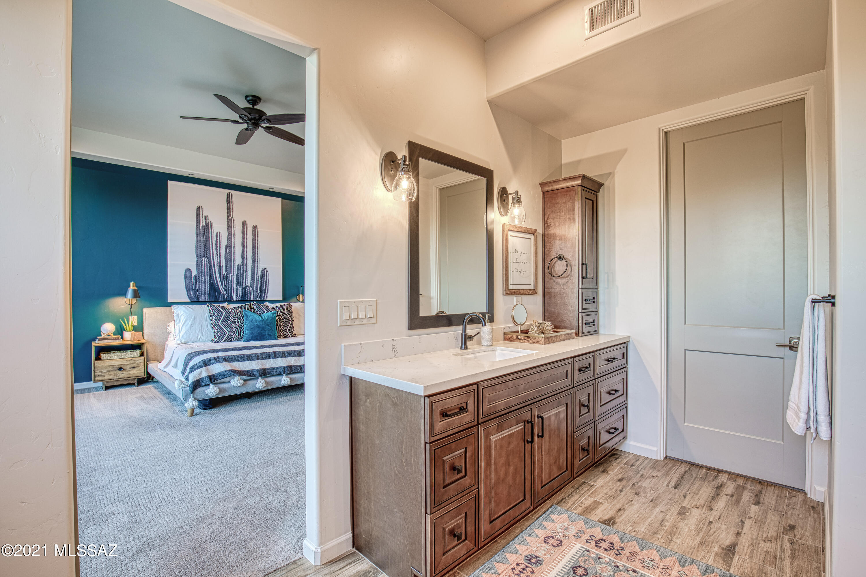 2756 N Megafauna Court