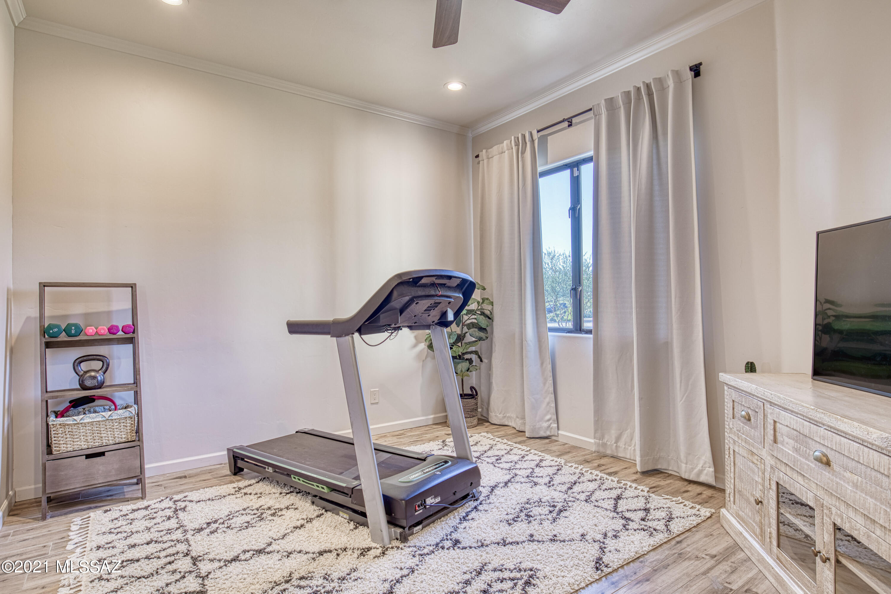 2756 N Megafauna Court