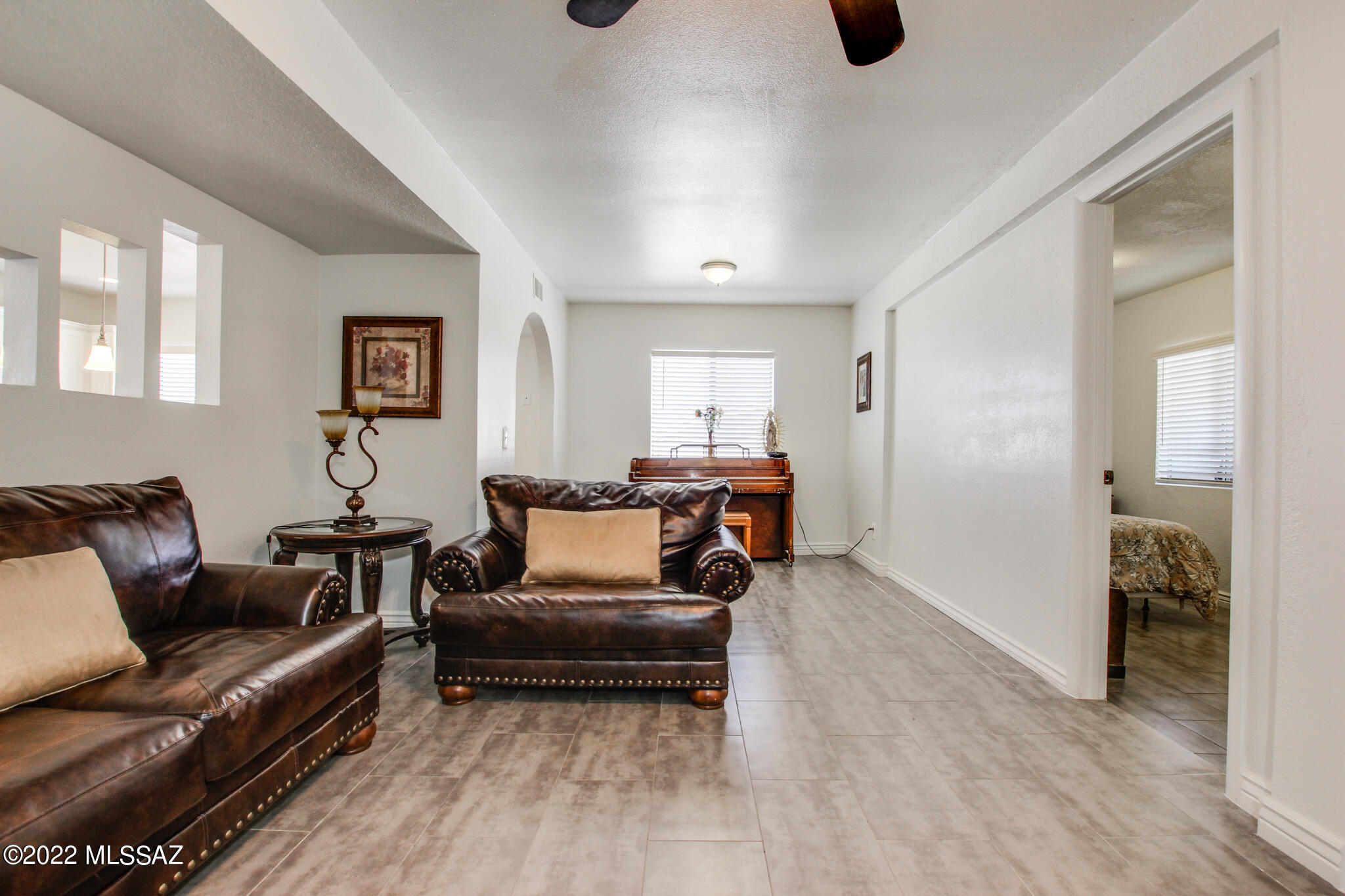 2940 W Calle Pajarito