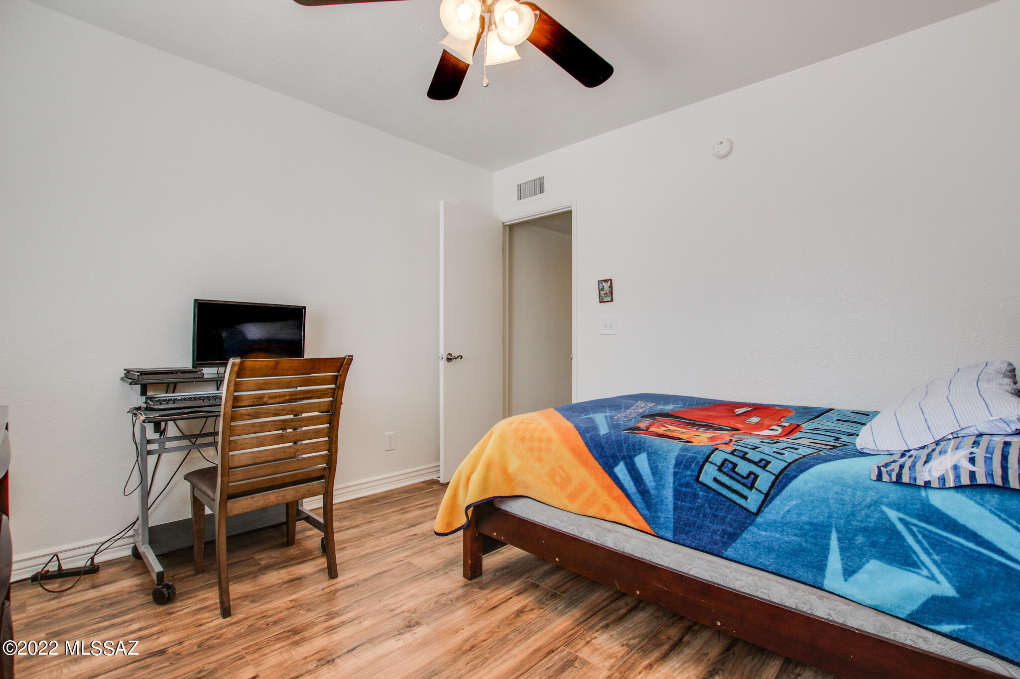 2940 W Calle Pajarito