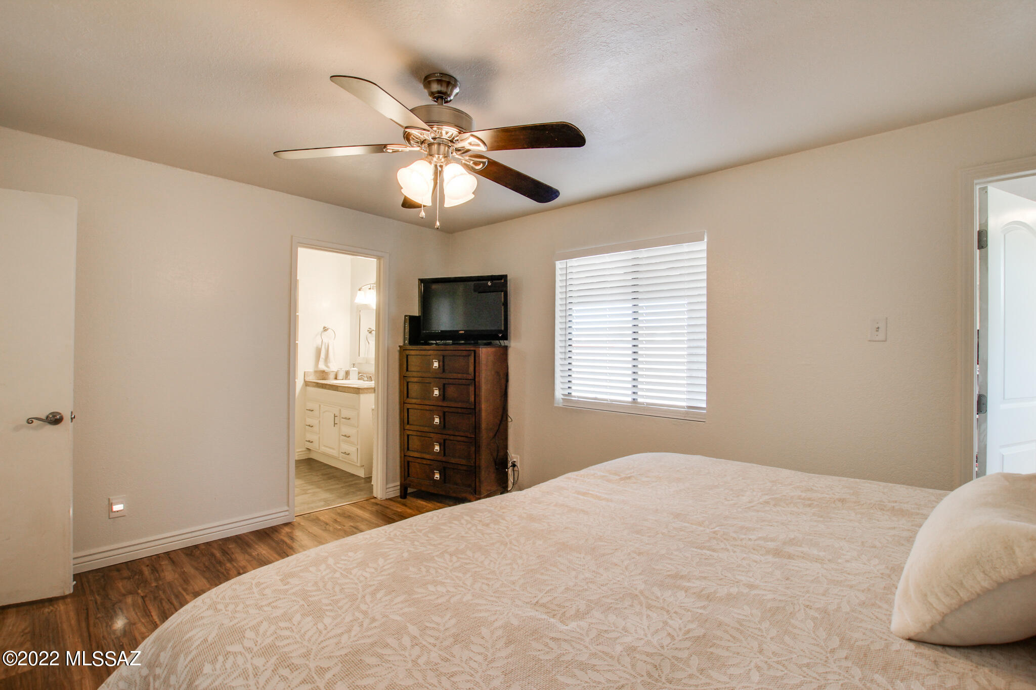 2940 W Calle Pajarito