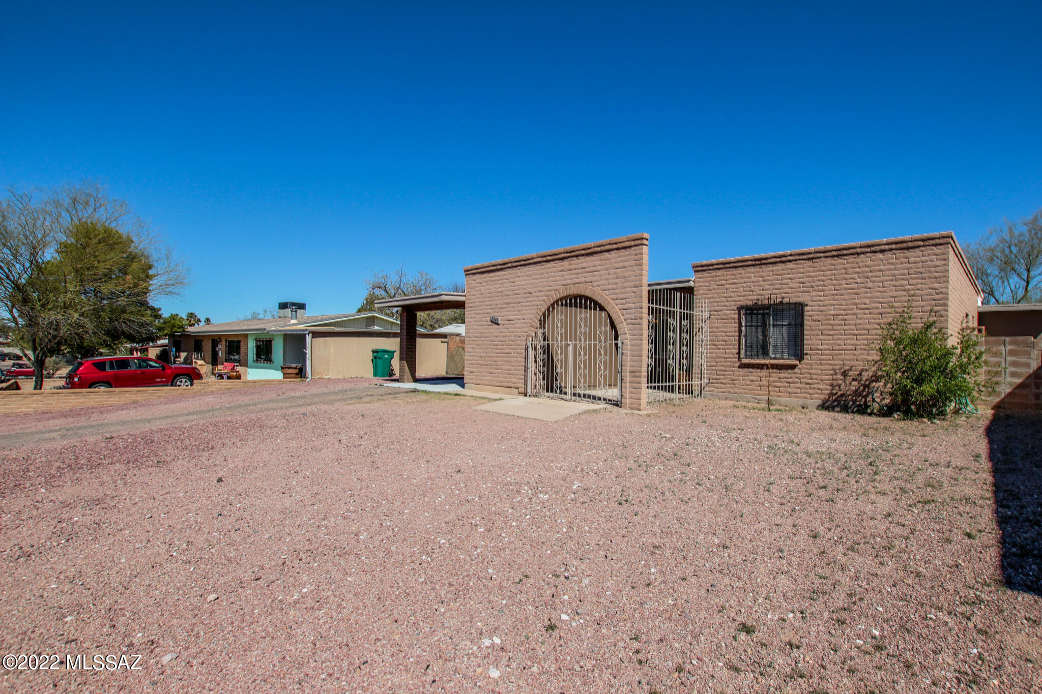 2940 W Calle Pajarito