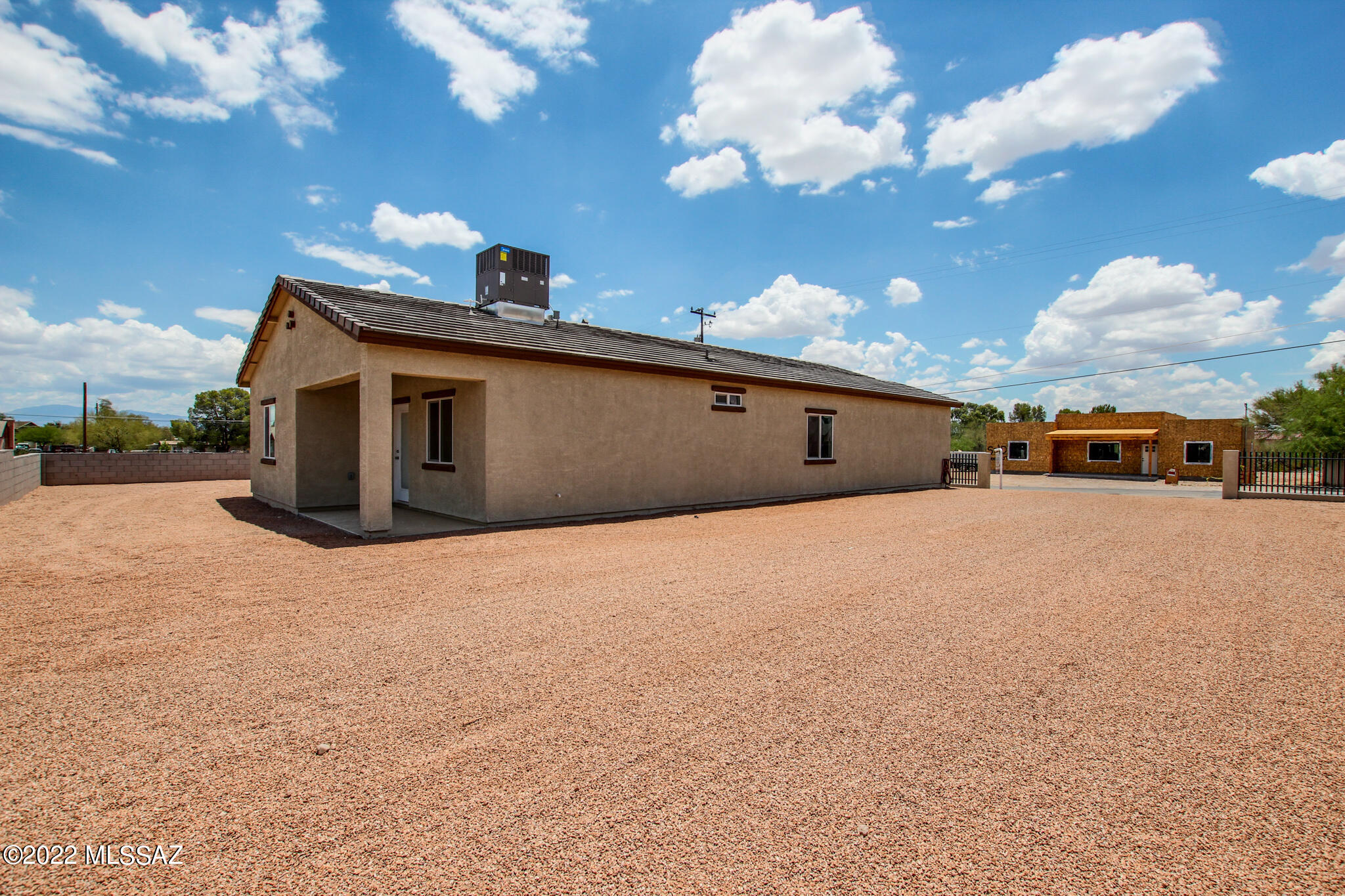 1934 W Pueblo Vista Boulevard