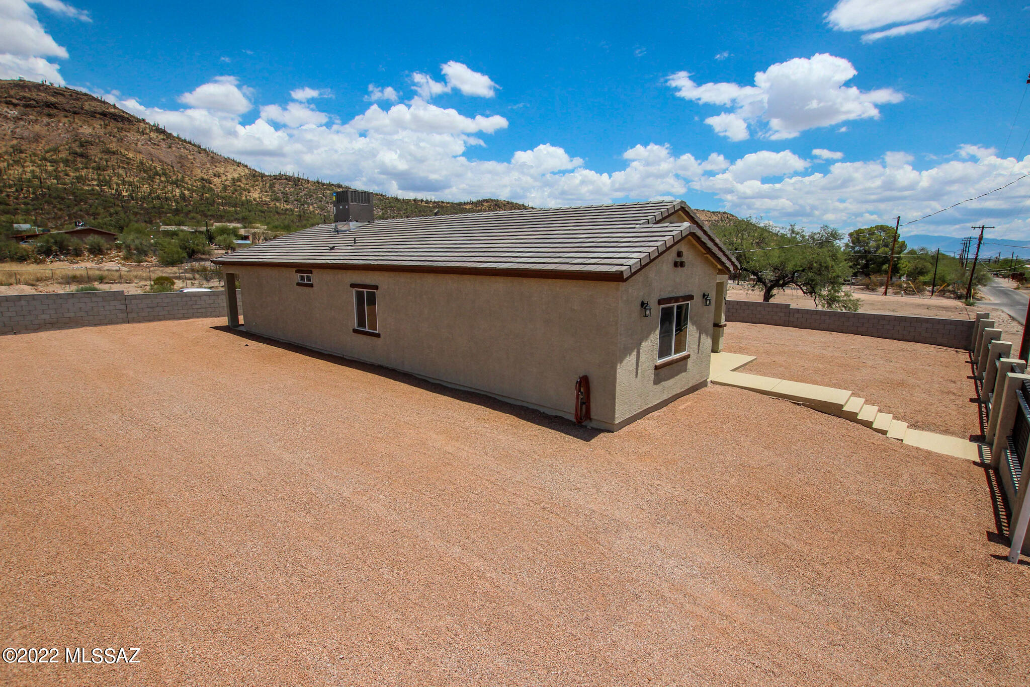 1934 W Pueblo Vista Boulevard
