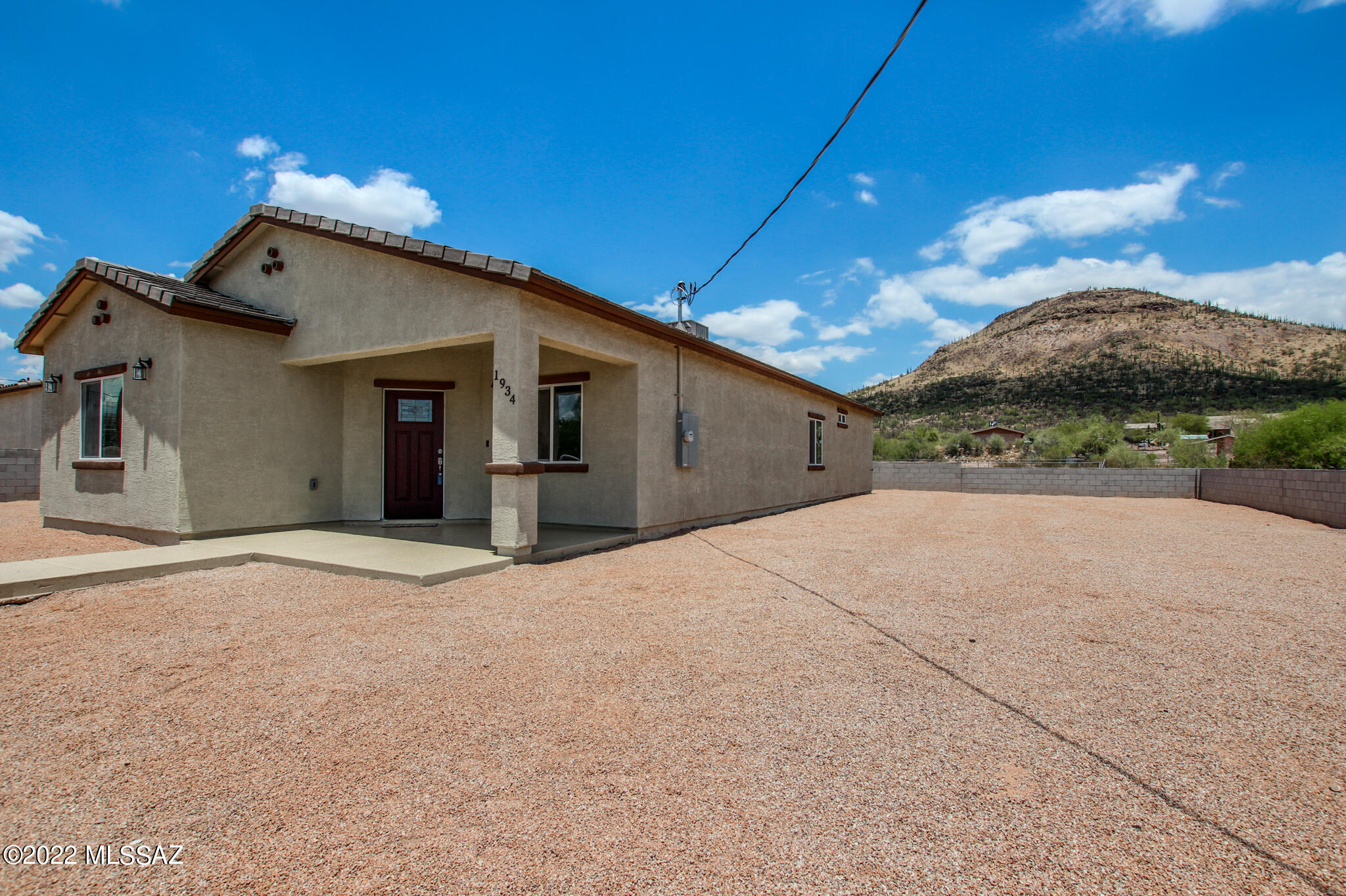 1934 W Pueblo Vista Boulevard