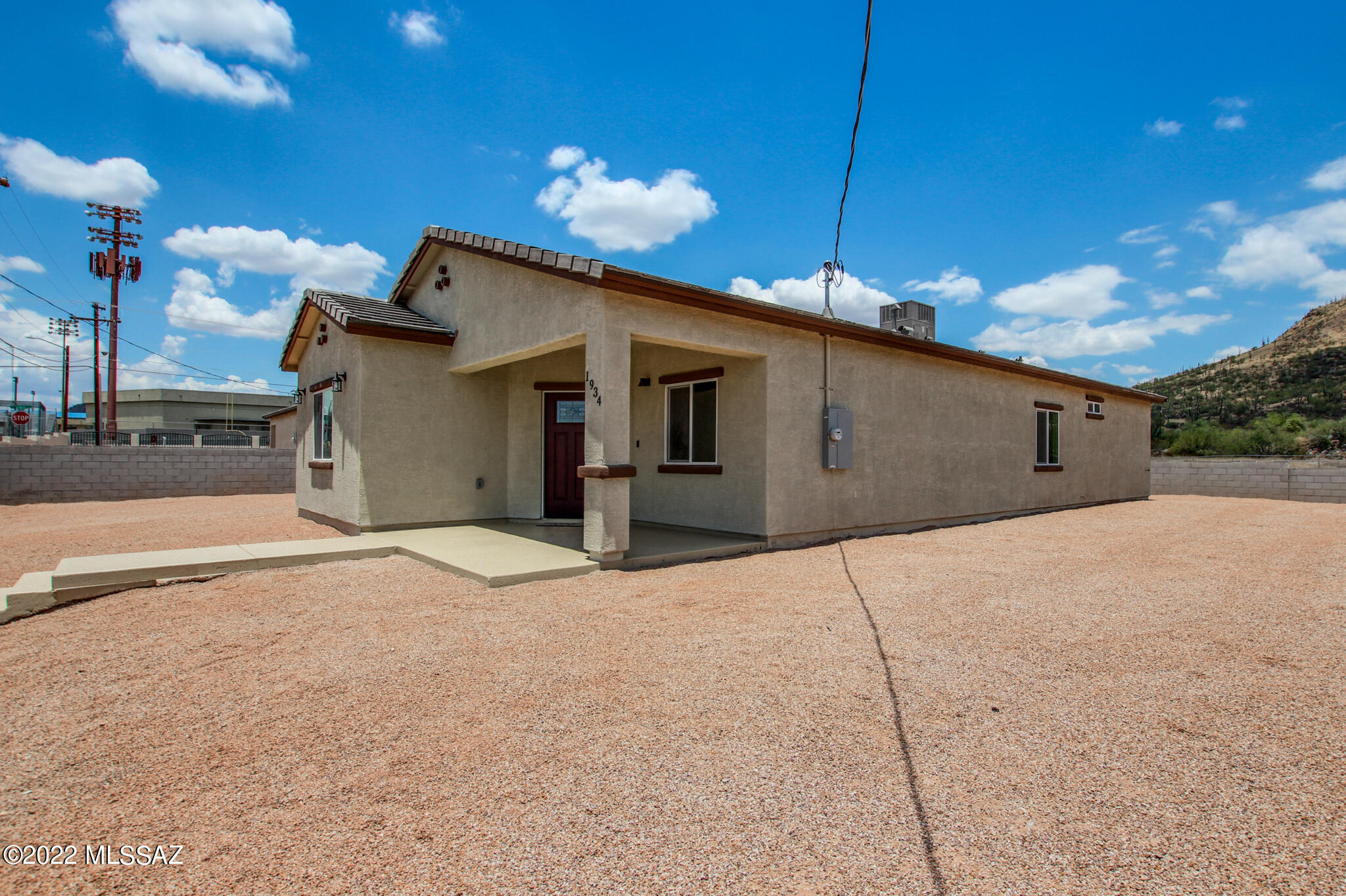 1934 W Pueblo Vista Boulevard