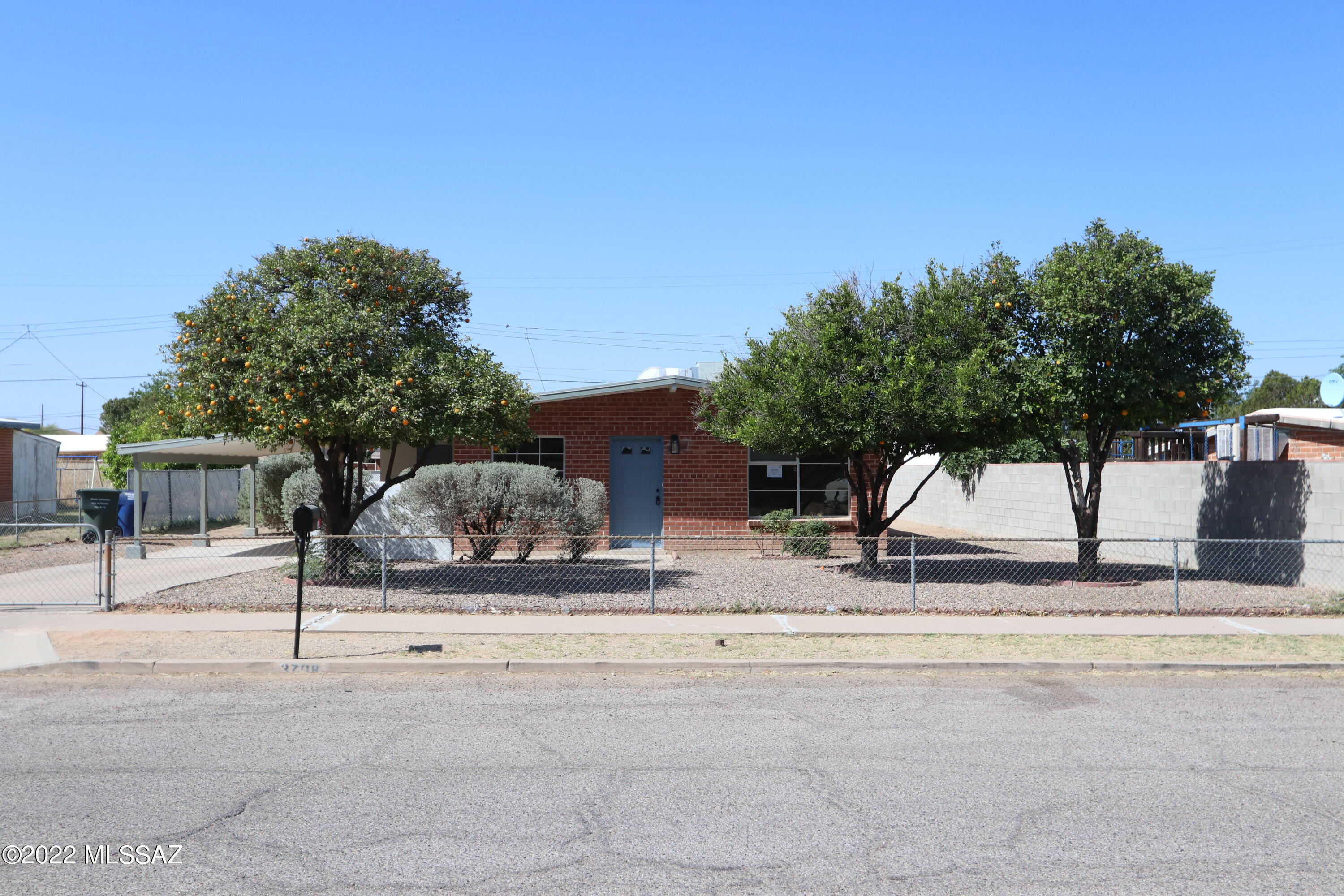 3708 E Frankfort Stravenue
