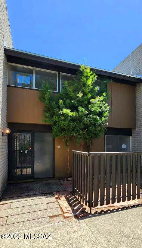 5701 E Glenn Street Unit: 19