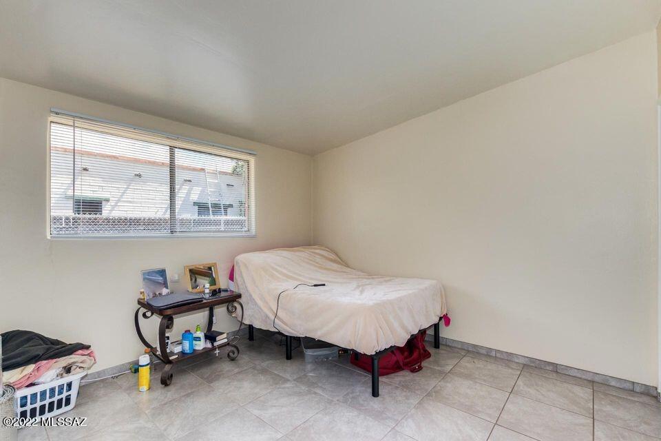 1314 N Venice Avenue