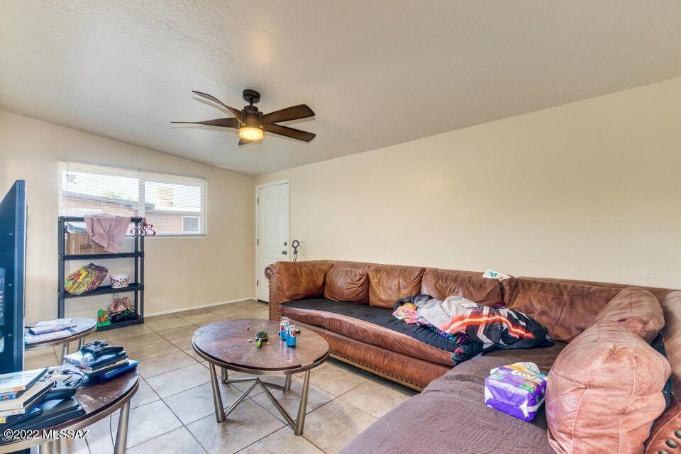 1314 N Venice Avenue