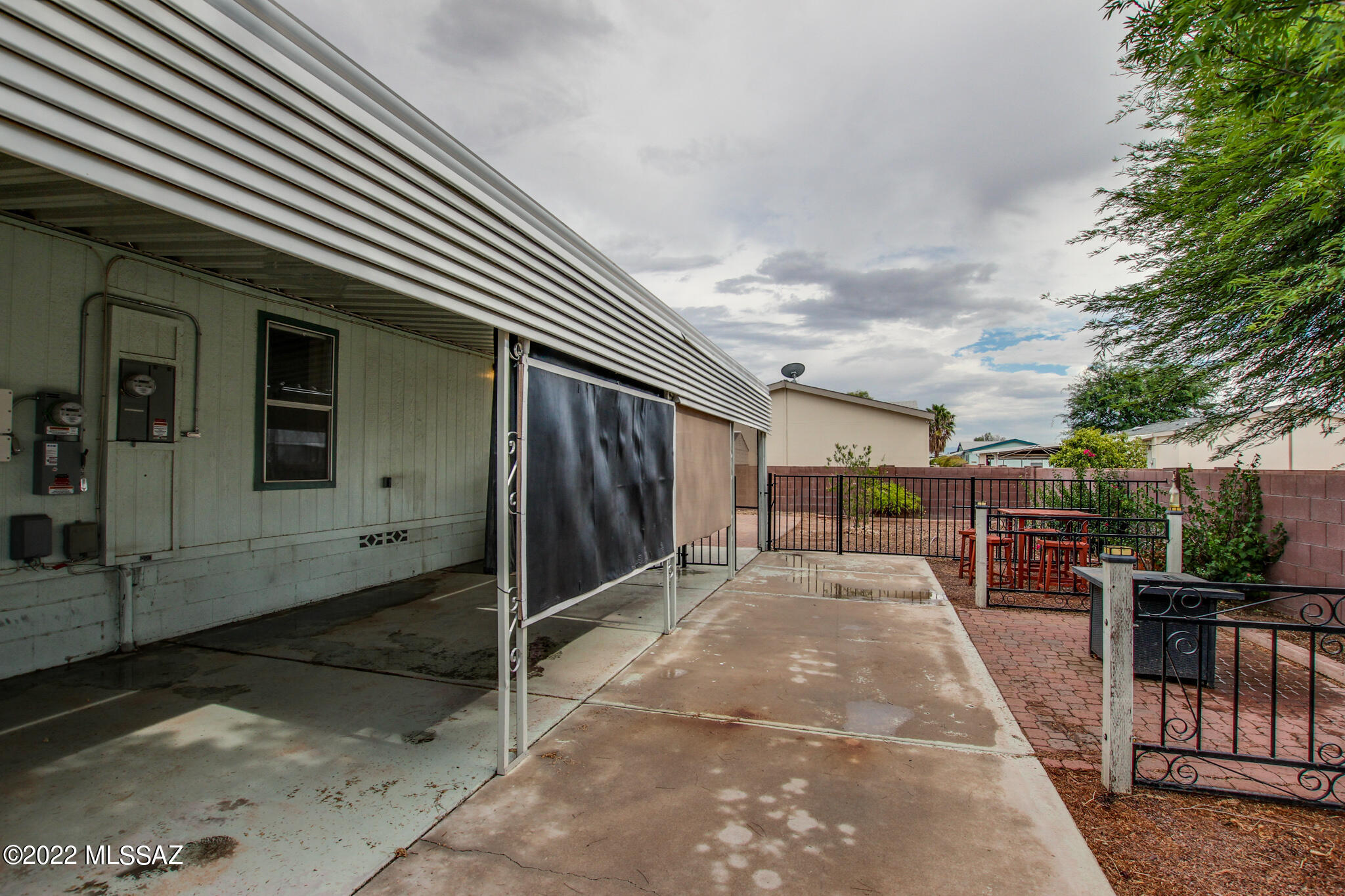 6098 E Rough Rock Drive
