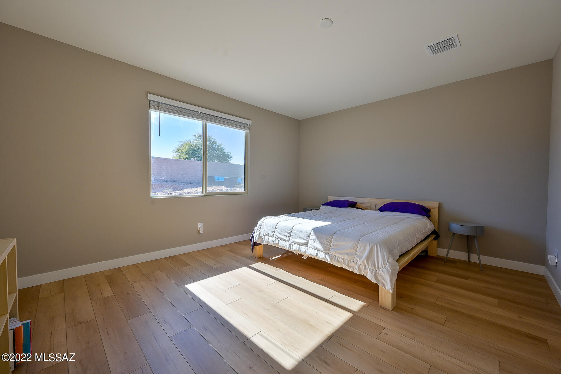 10070 E 5th Street