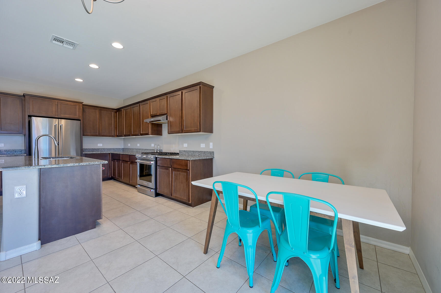 10070 E 5th Street