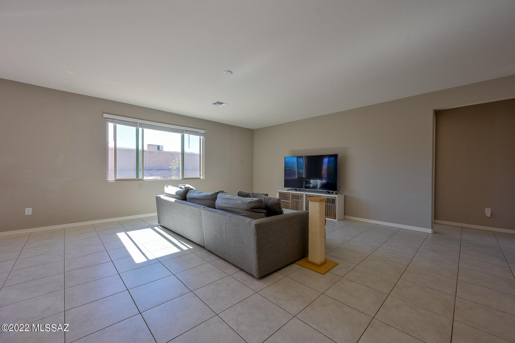 10070 E 5th Street
