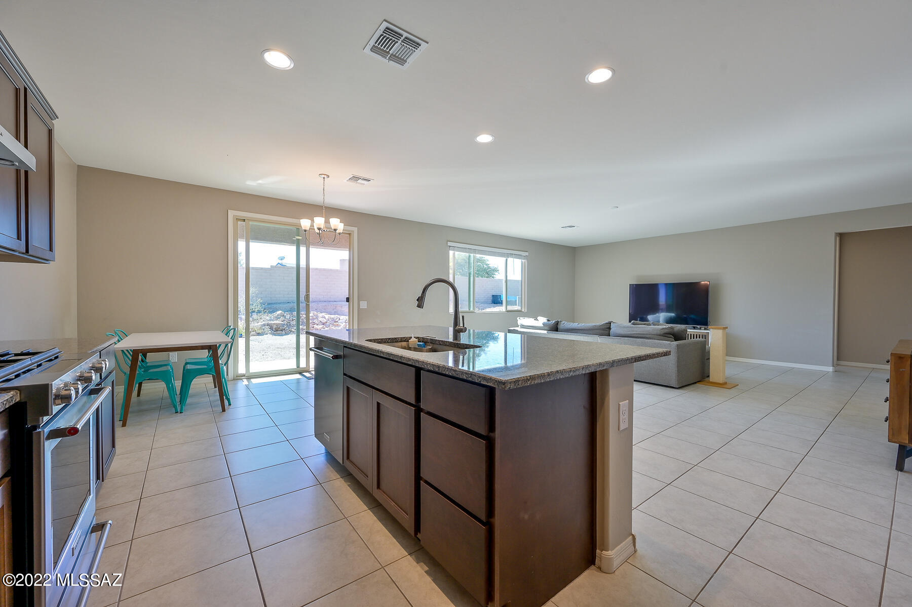 10070 E 5th Street