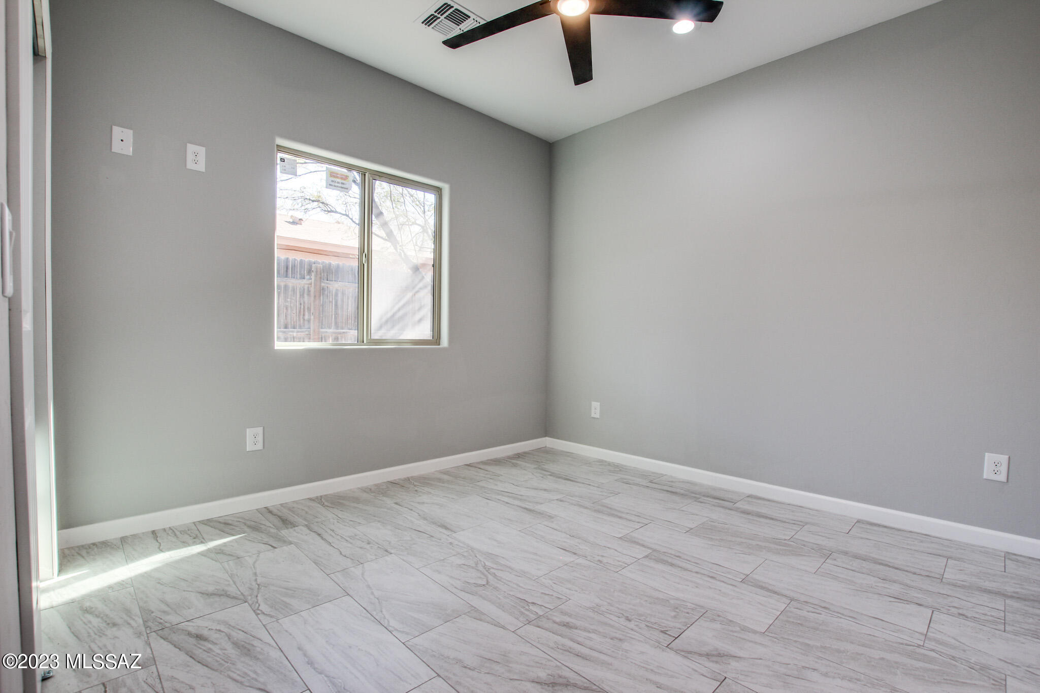 760 W 41st Street