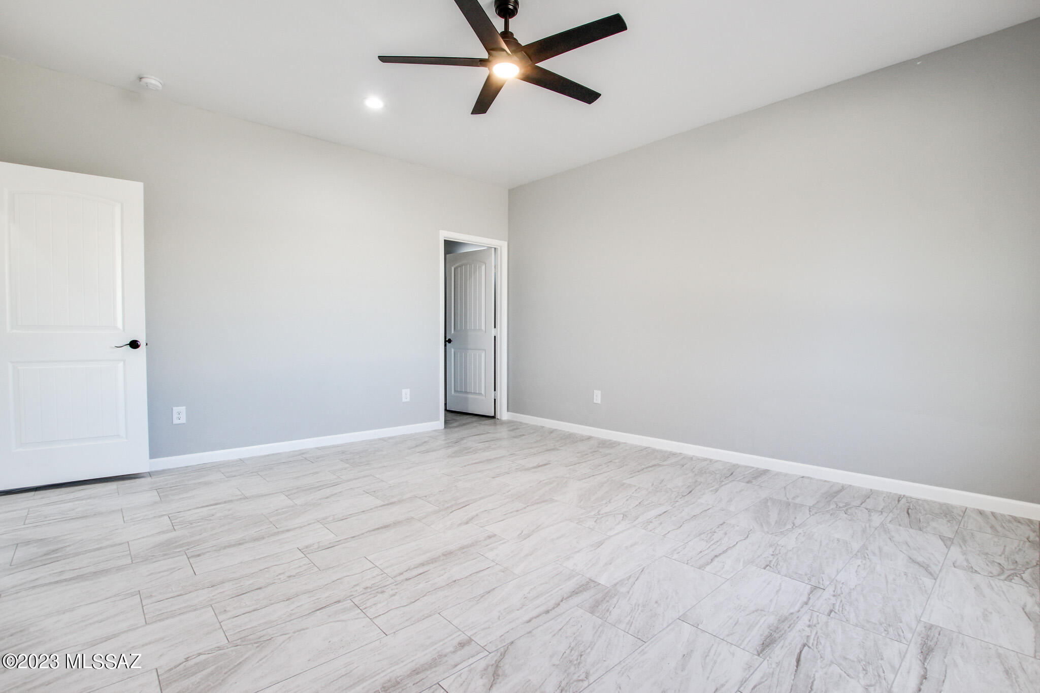 760 W 41st Street