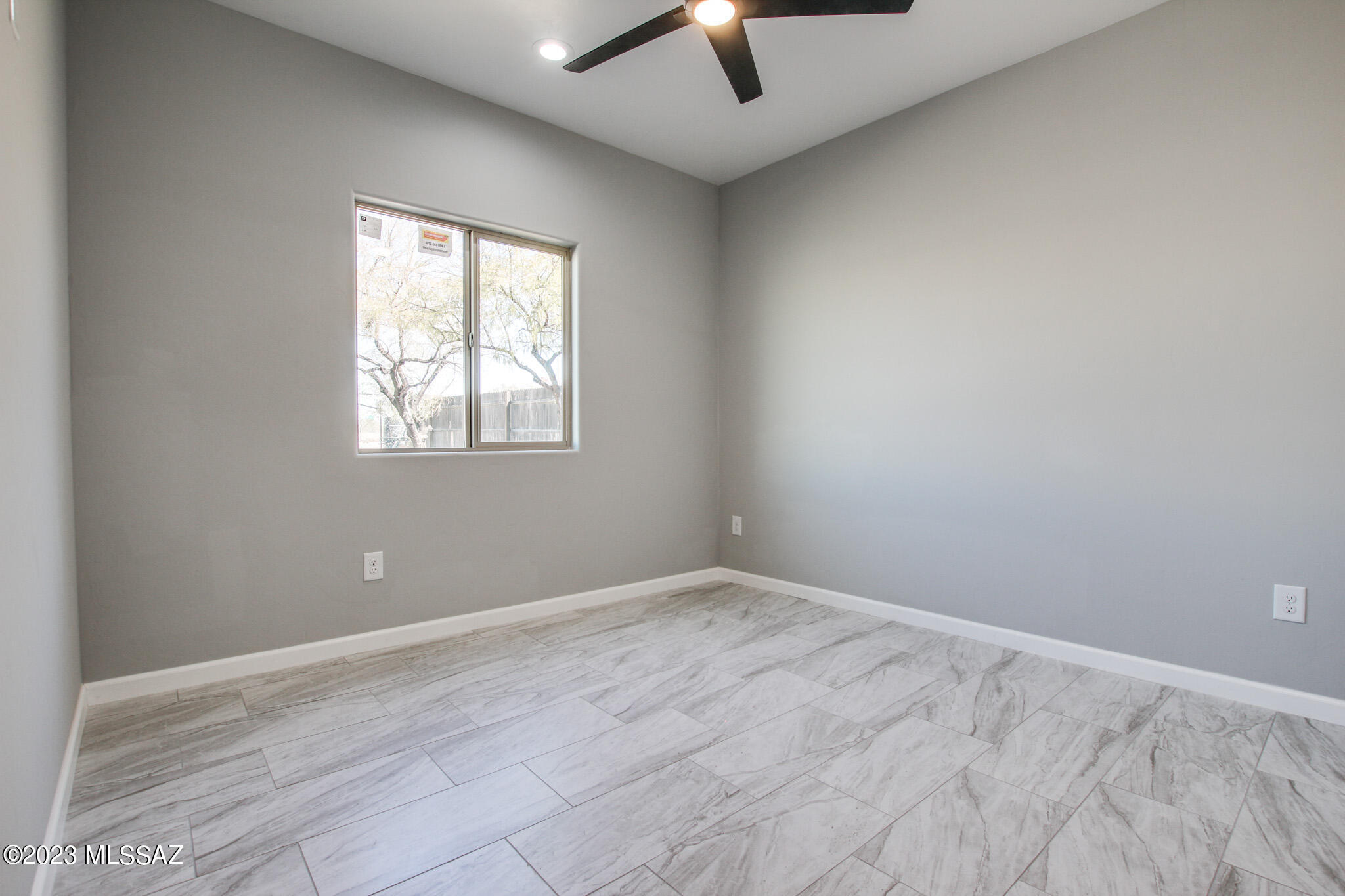 760 W 41st Street