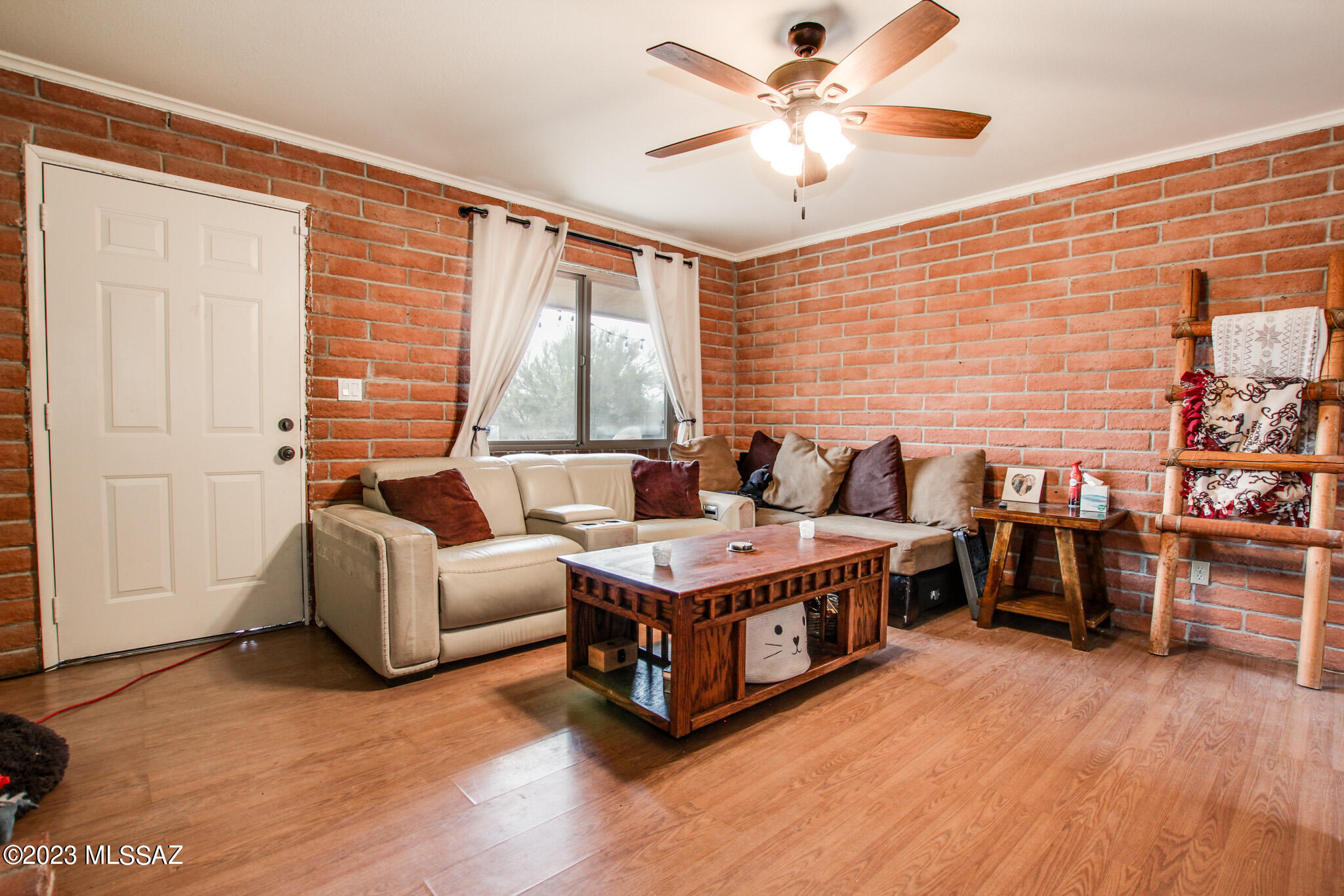 3450 W Turkey Lane