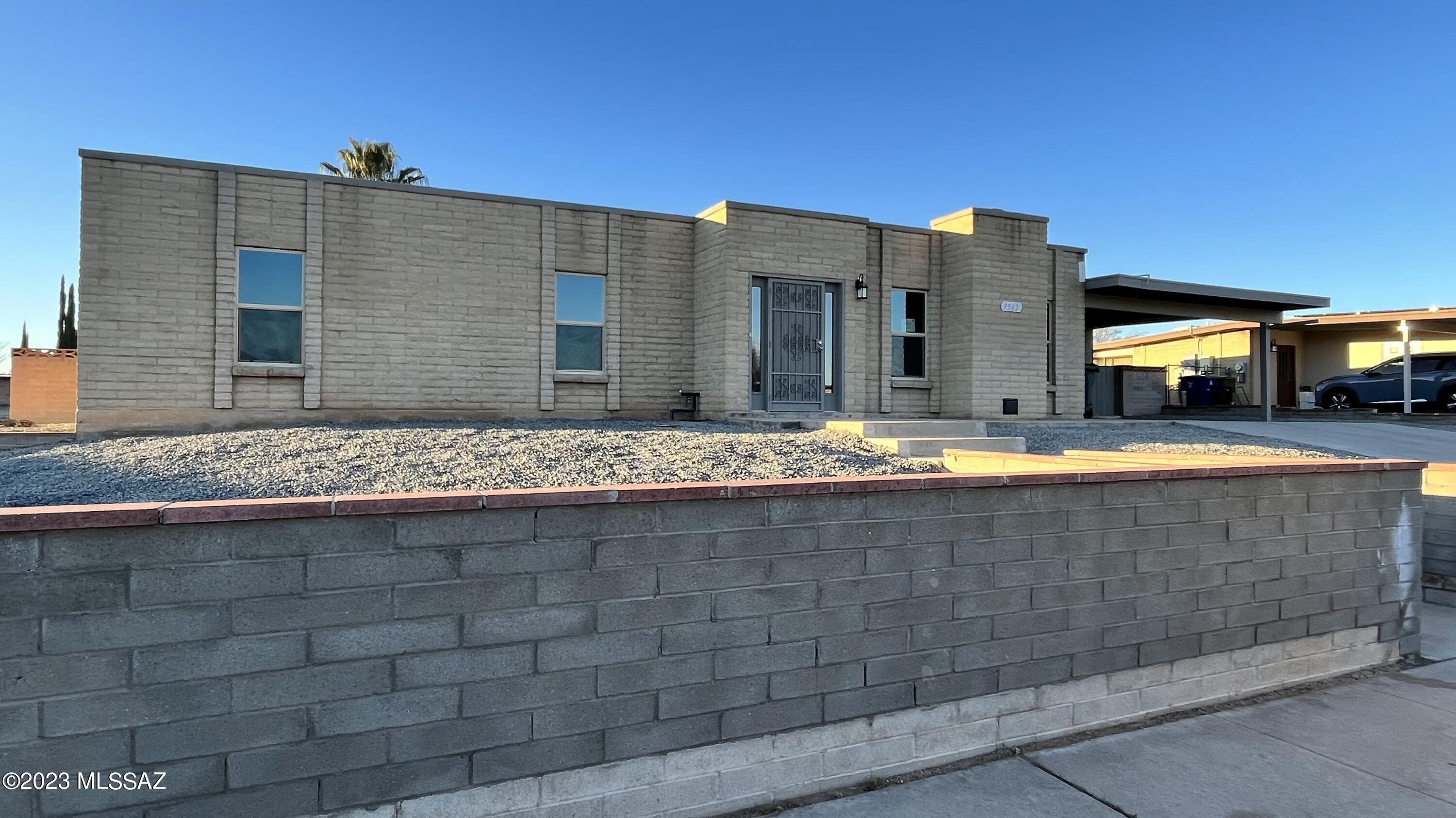 7562 E 45Th Street