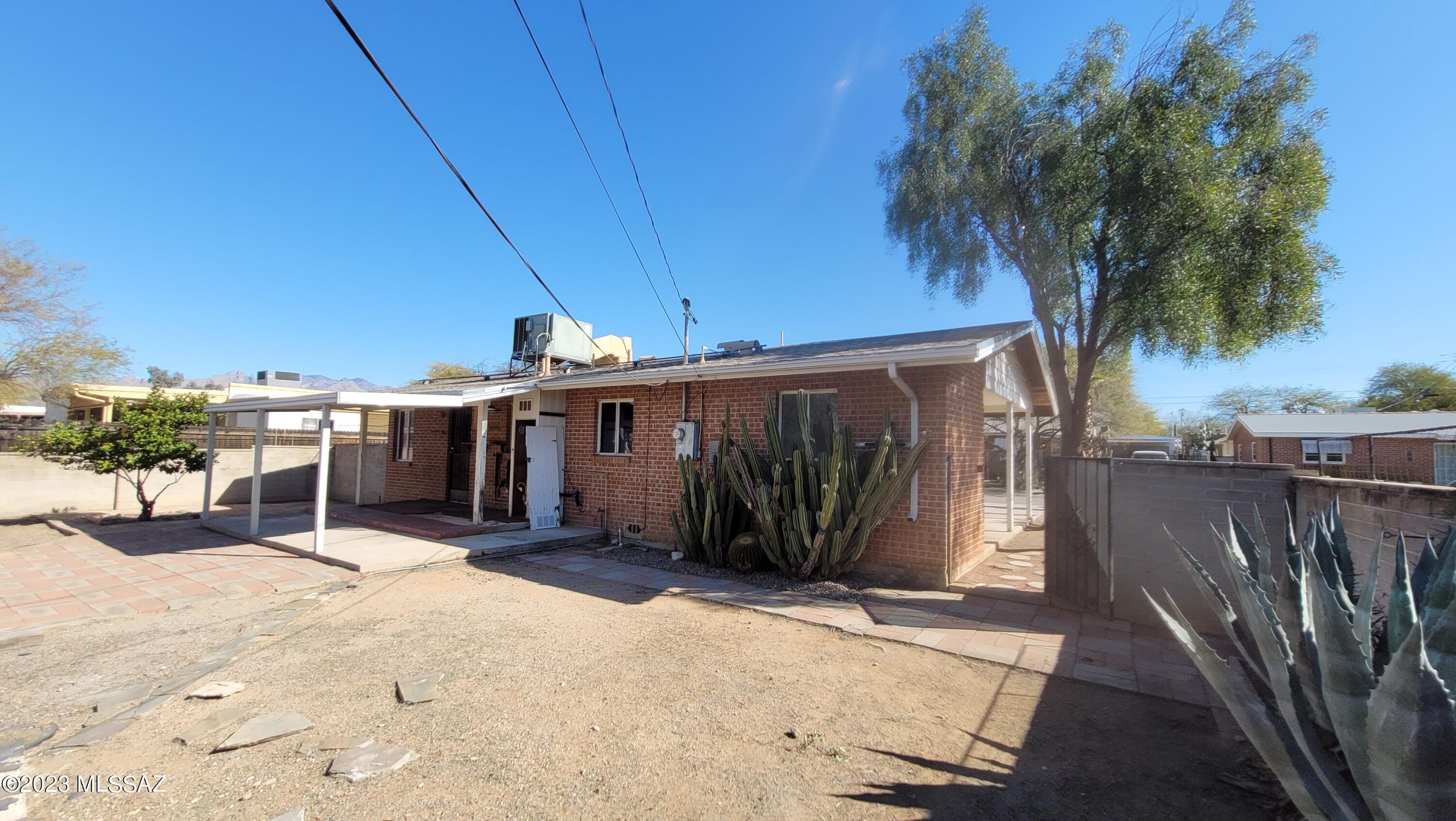 2003 N Tucker Drive