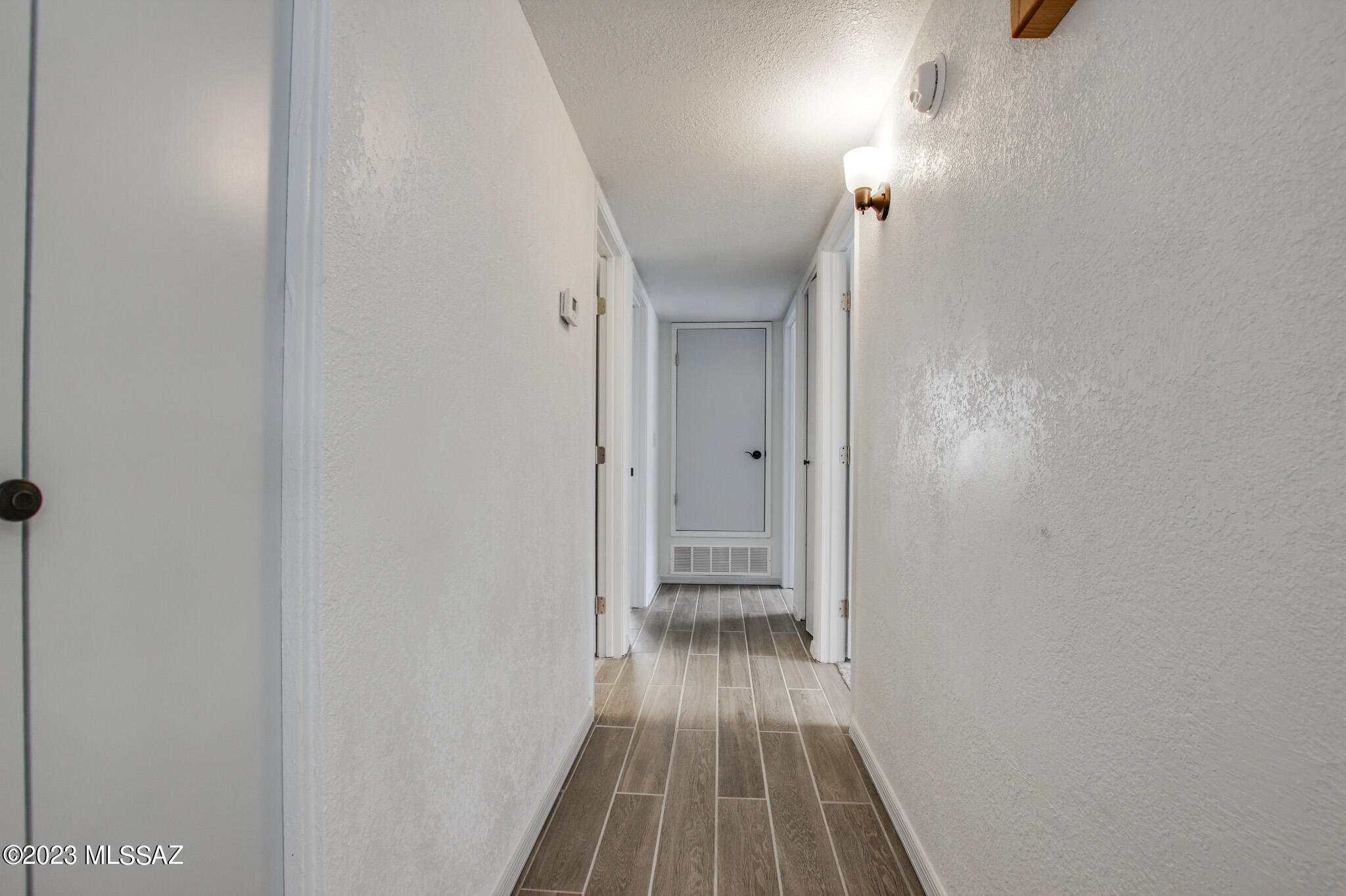 254 W Melridge Street