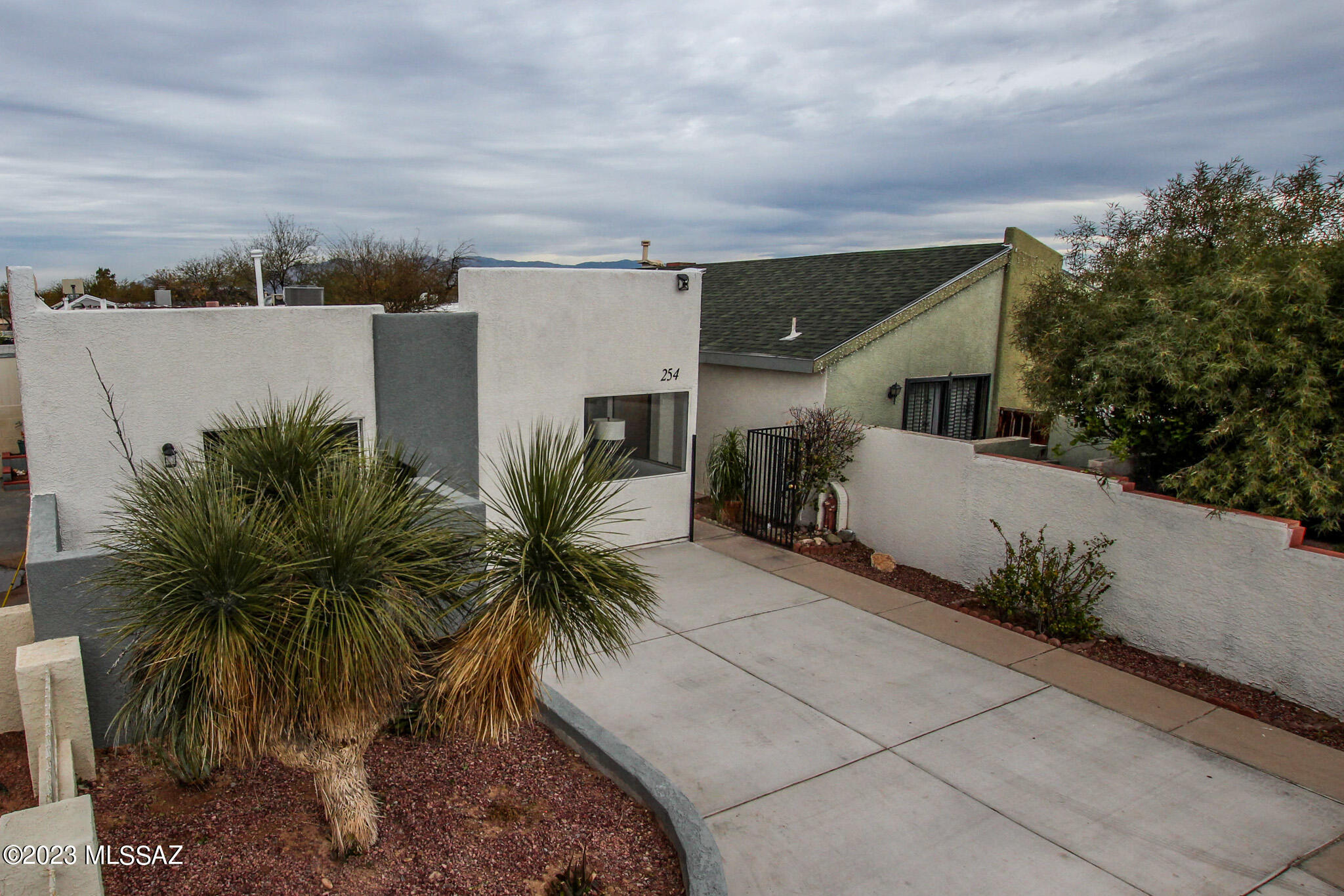 254 W Melridge Street