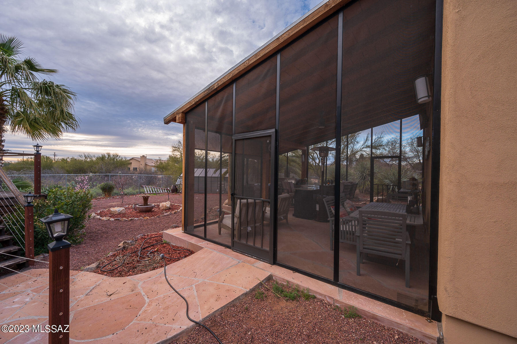 2820 W Oasis Road