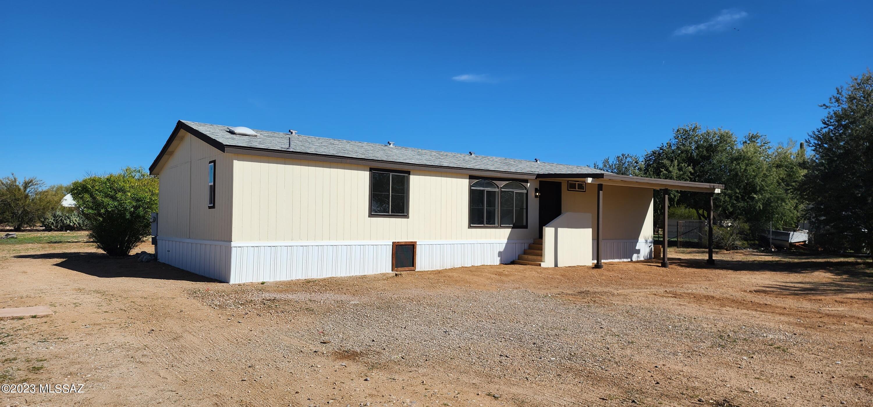 6440 N Pelto