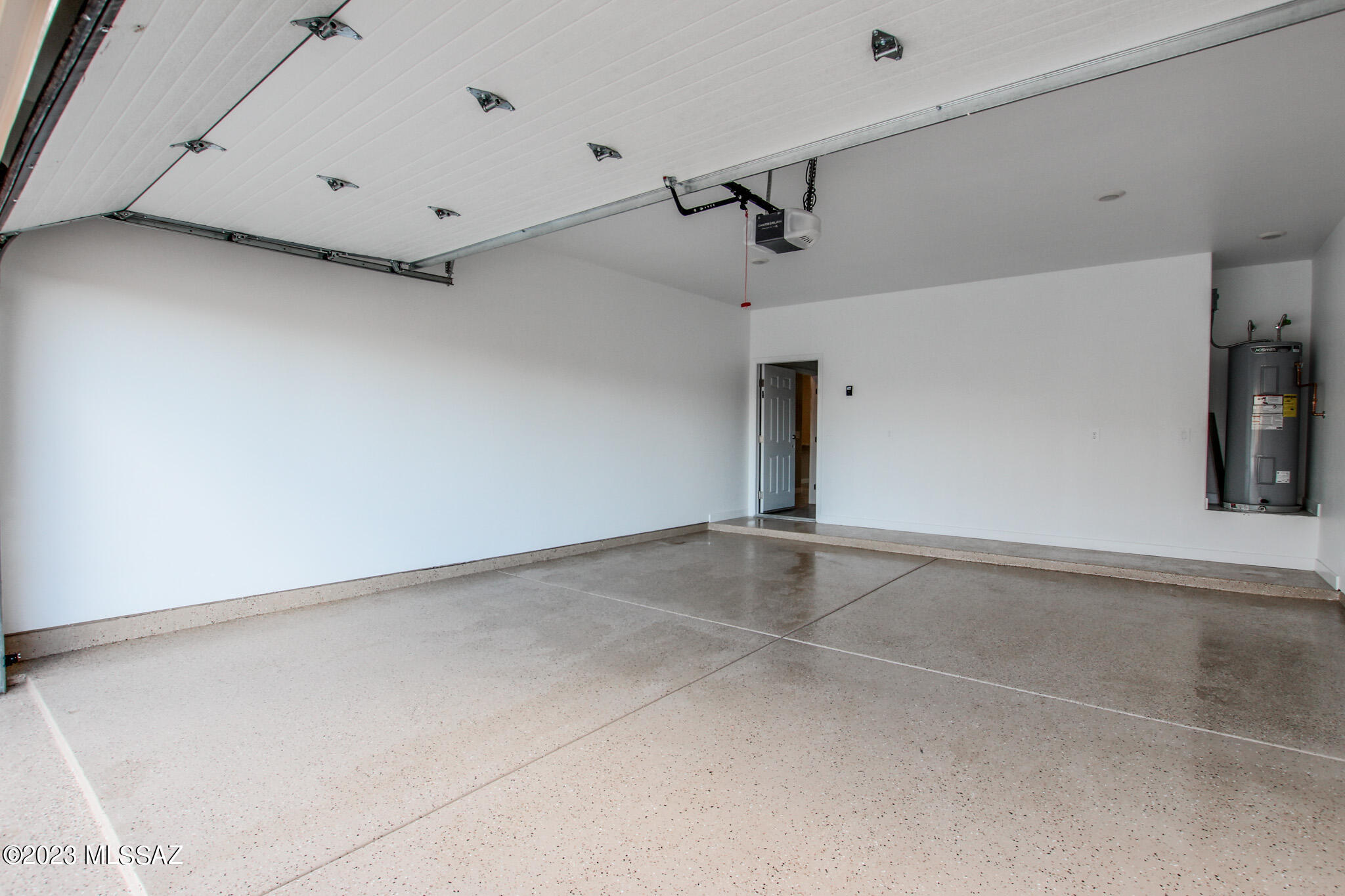 2071 N Avenida Tabica