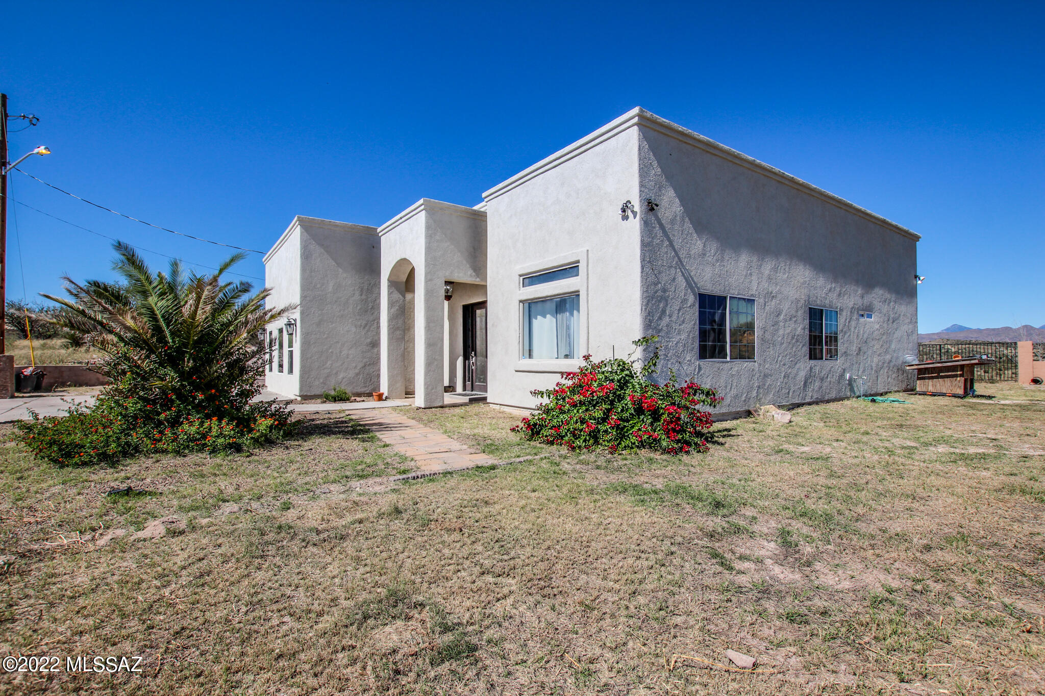1015 Circulo Mendez