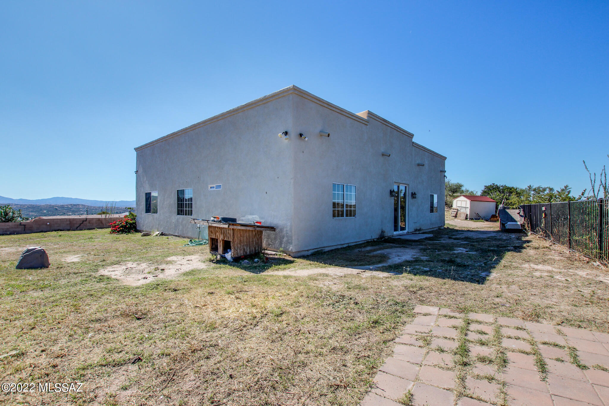 1015 Circulo Mendez