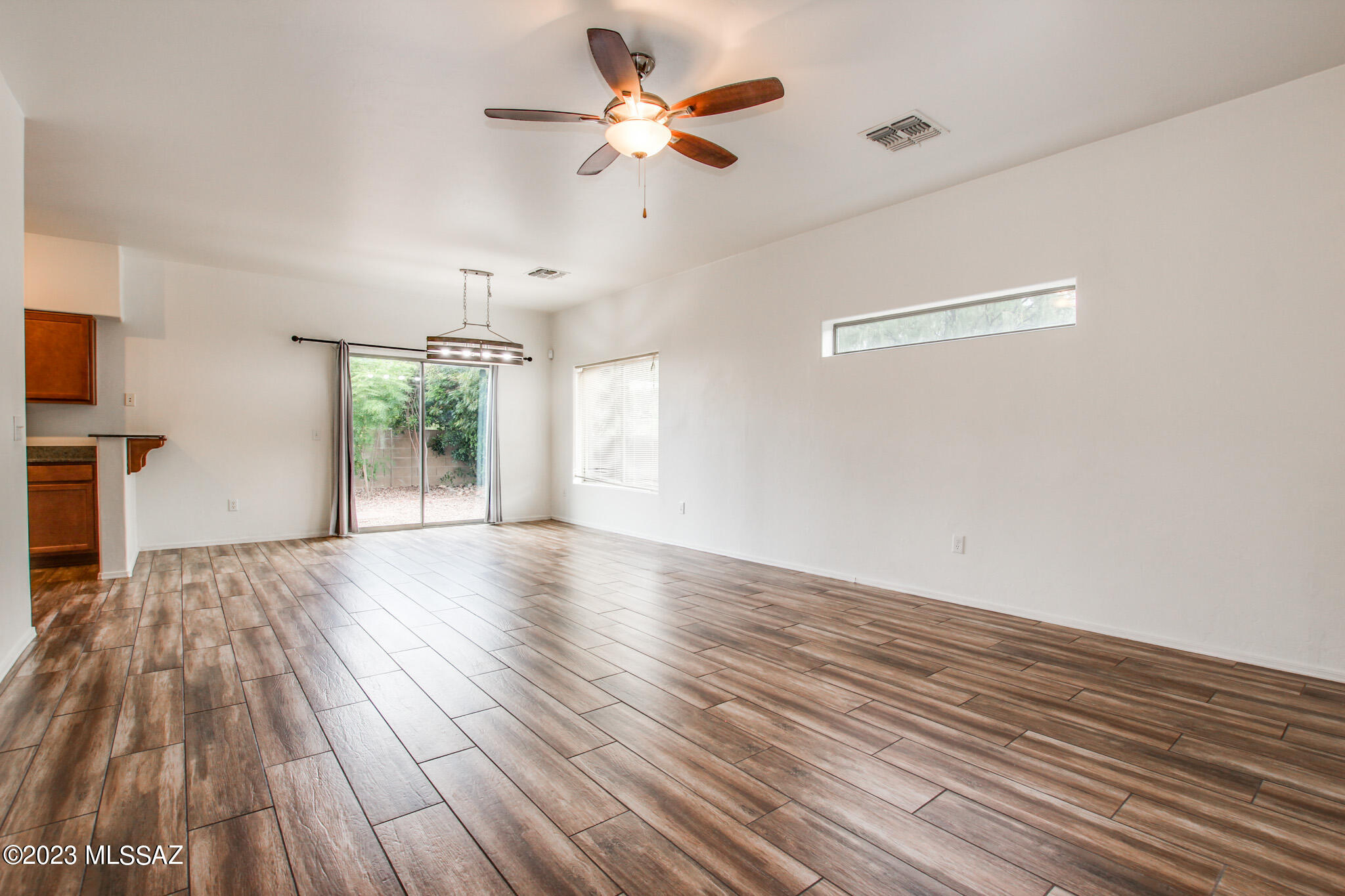 442 E Placita Cordel
