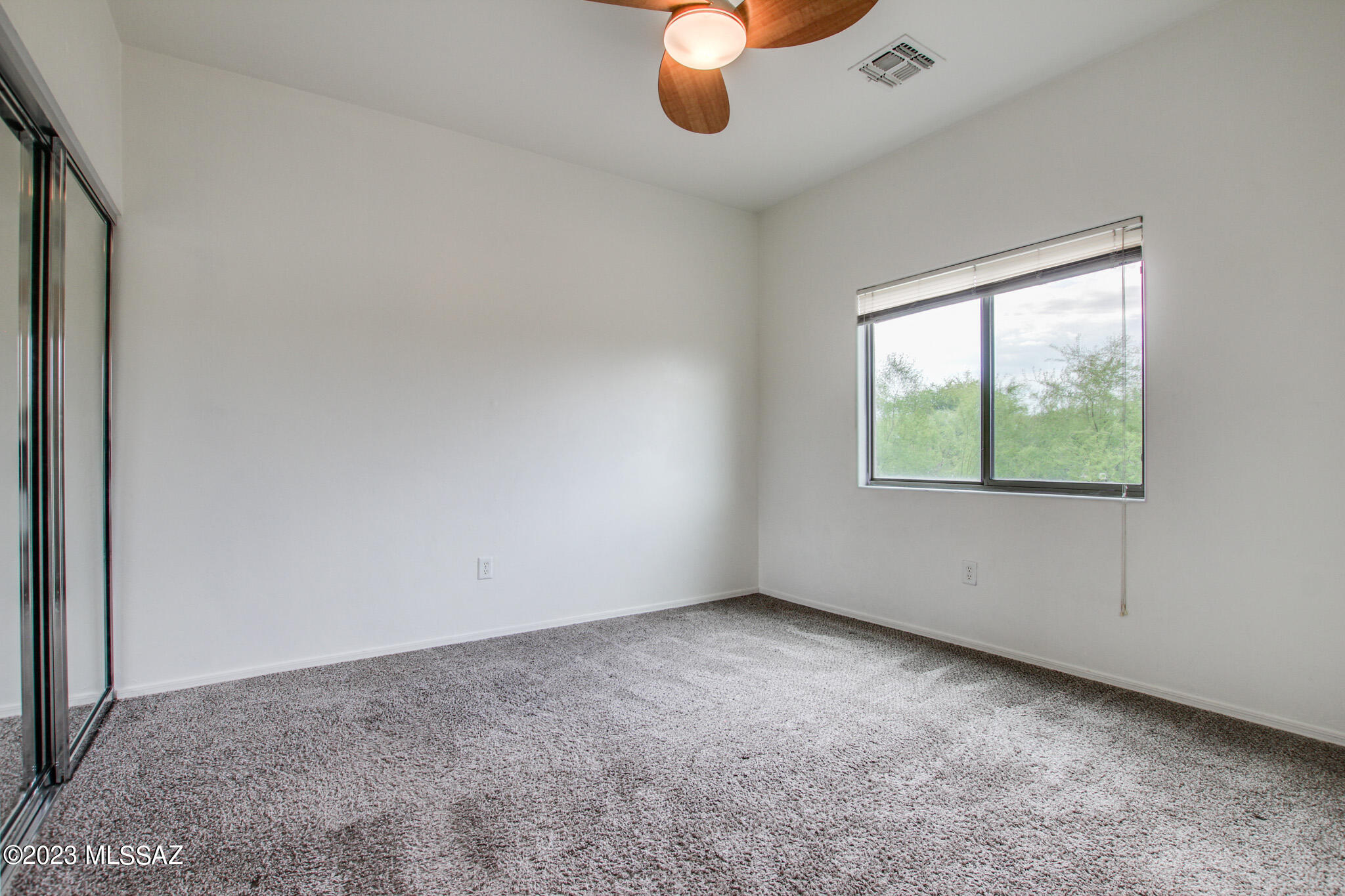 442 E Placita Cordel