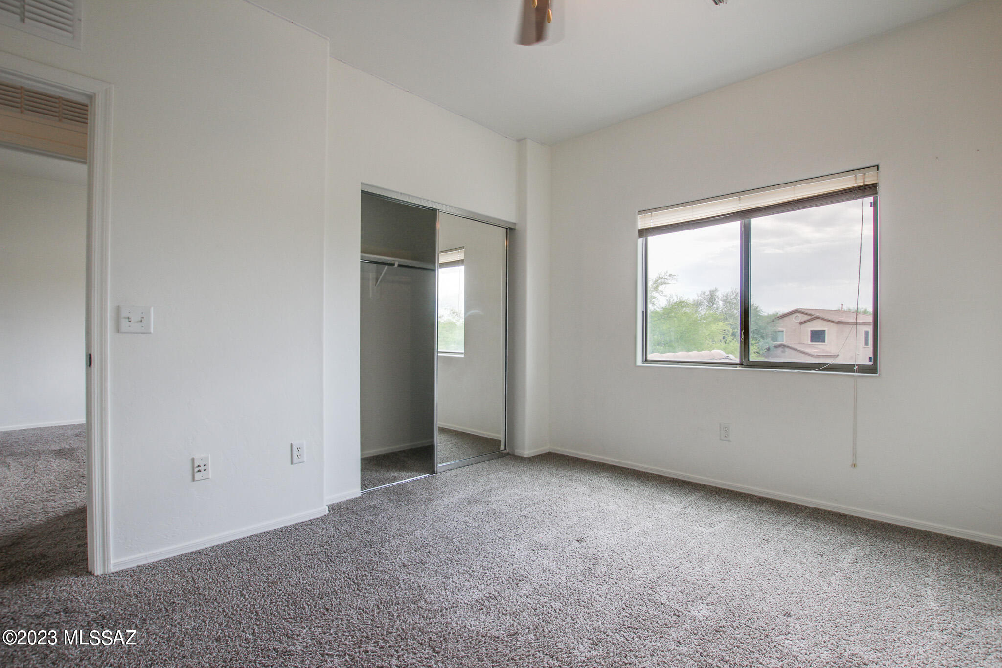442 E Placita Cordel