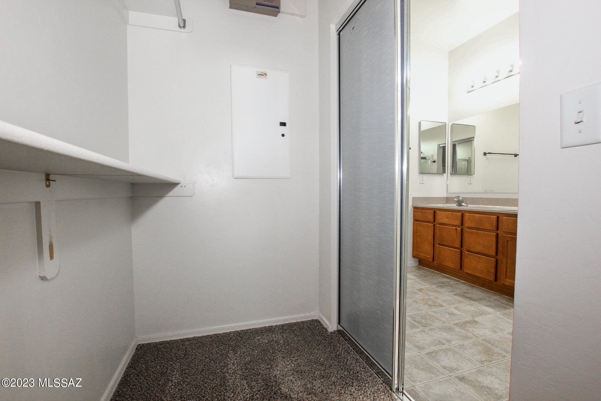 442 E Placita Cordel