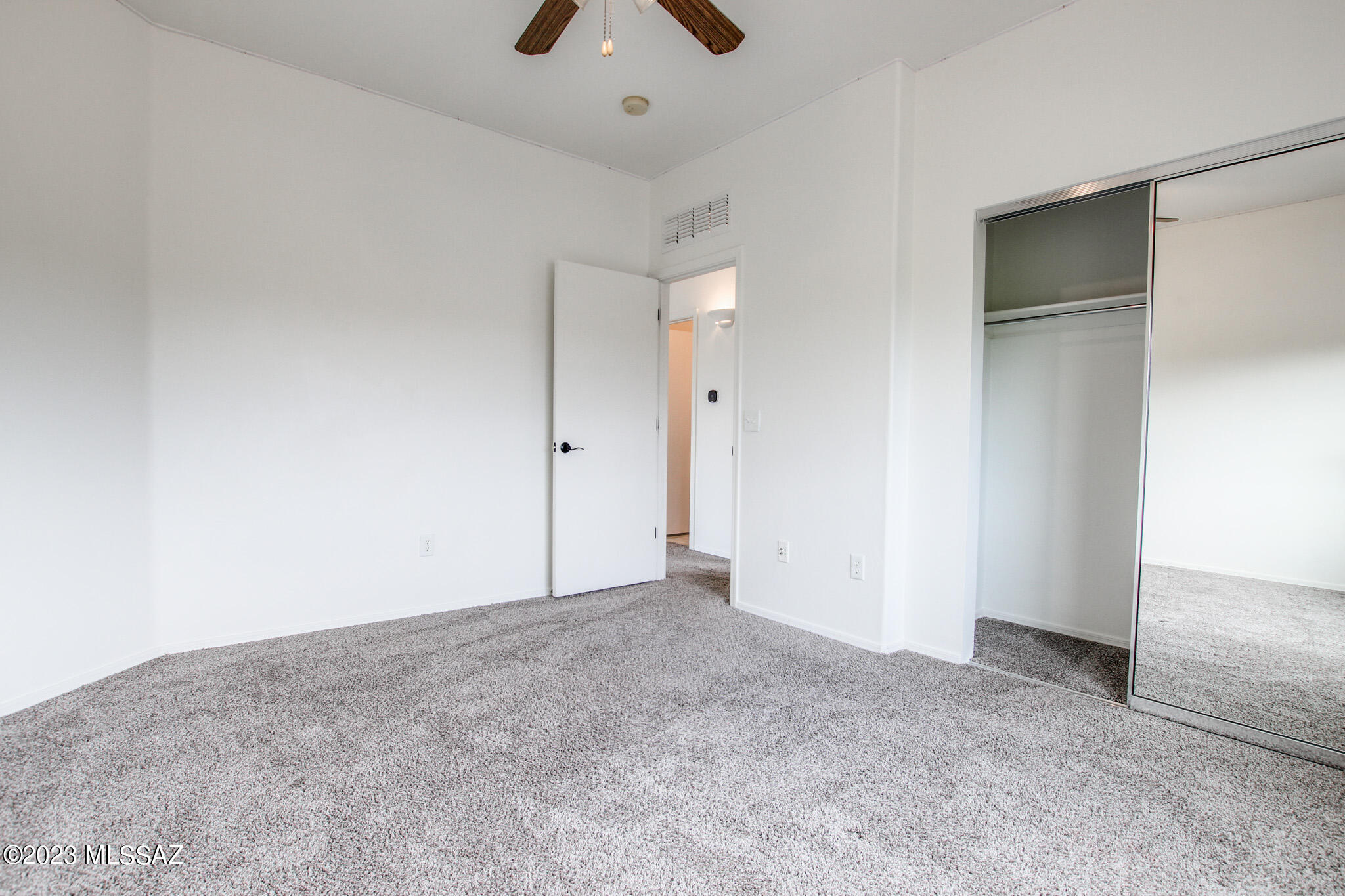 442 E Placita Cordel