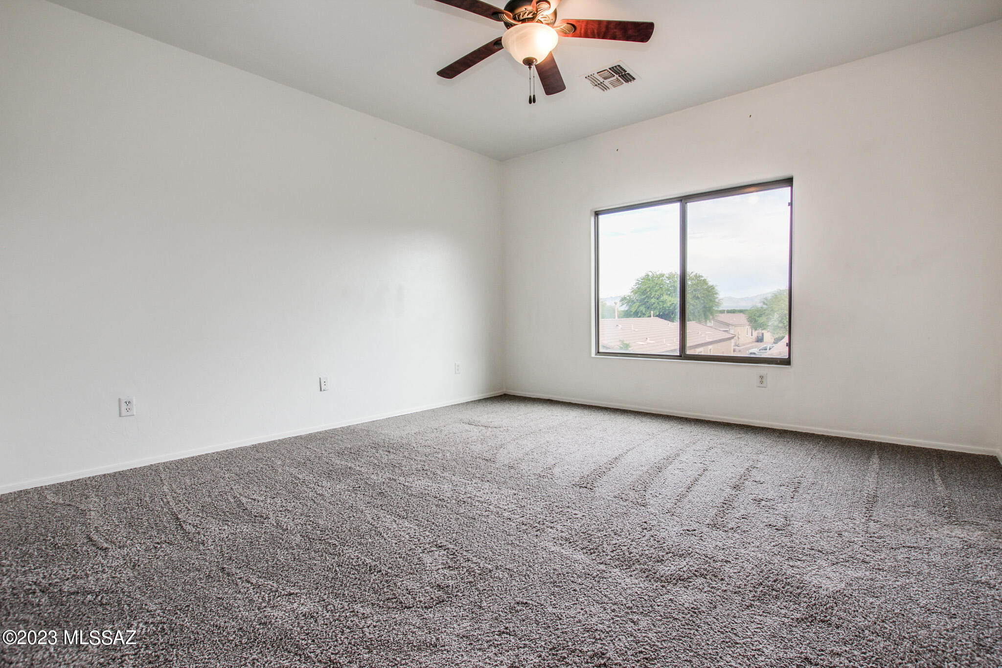 442 E Placita Cordel