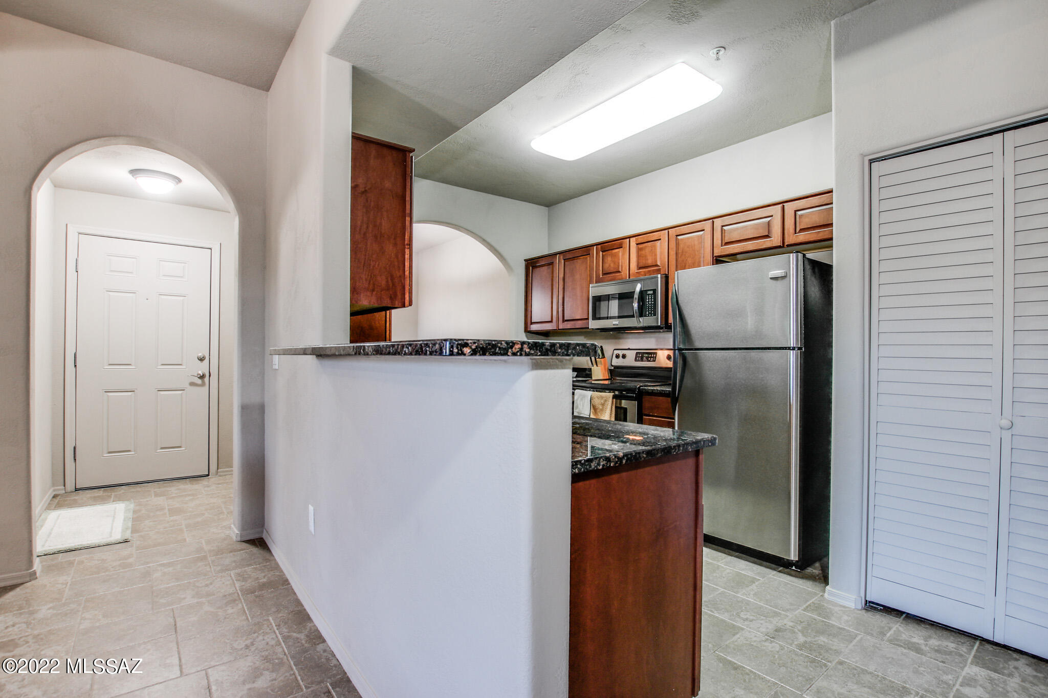 2550 E River Road Unit: 4202