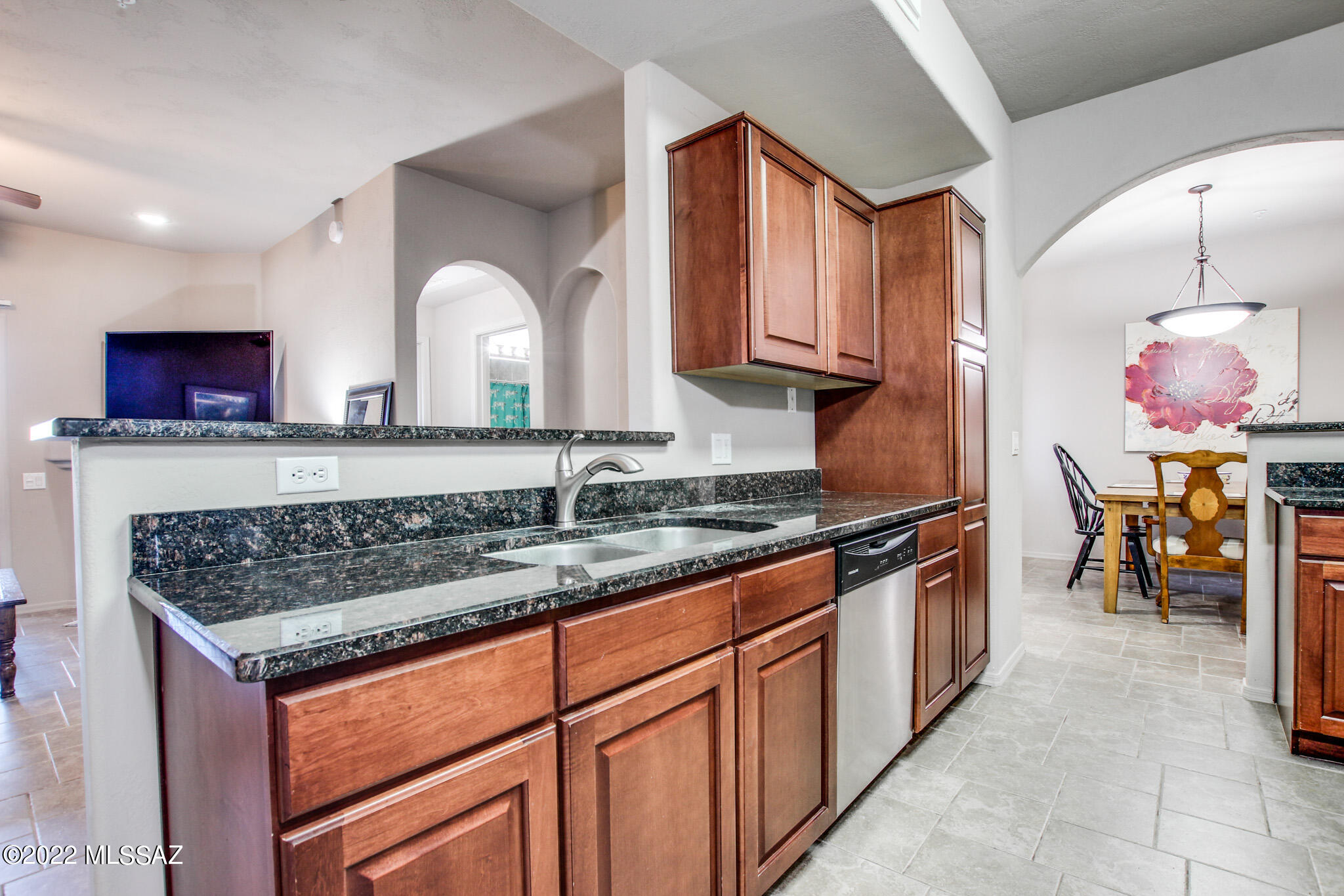 2550 E River Road Unit: 4202