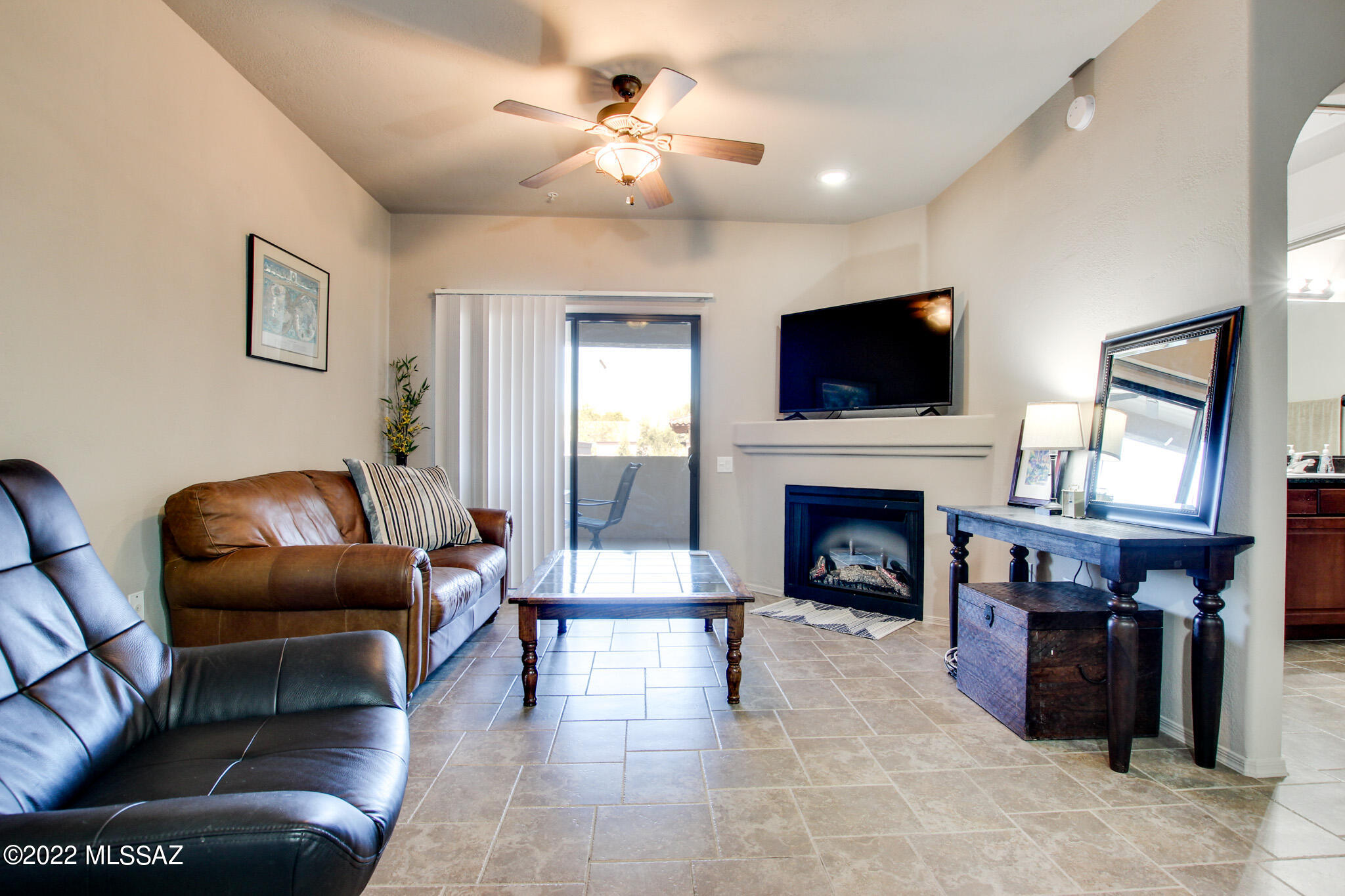 2550 E River Road Unit: 4202